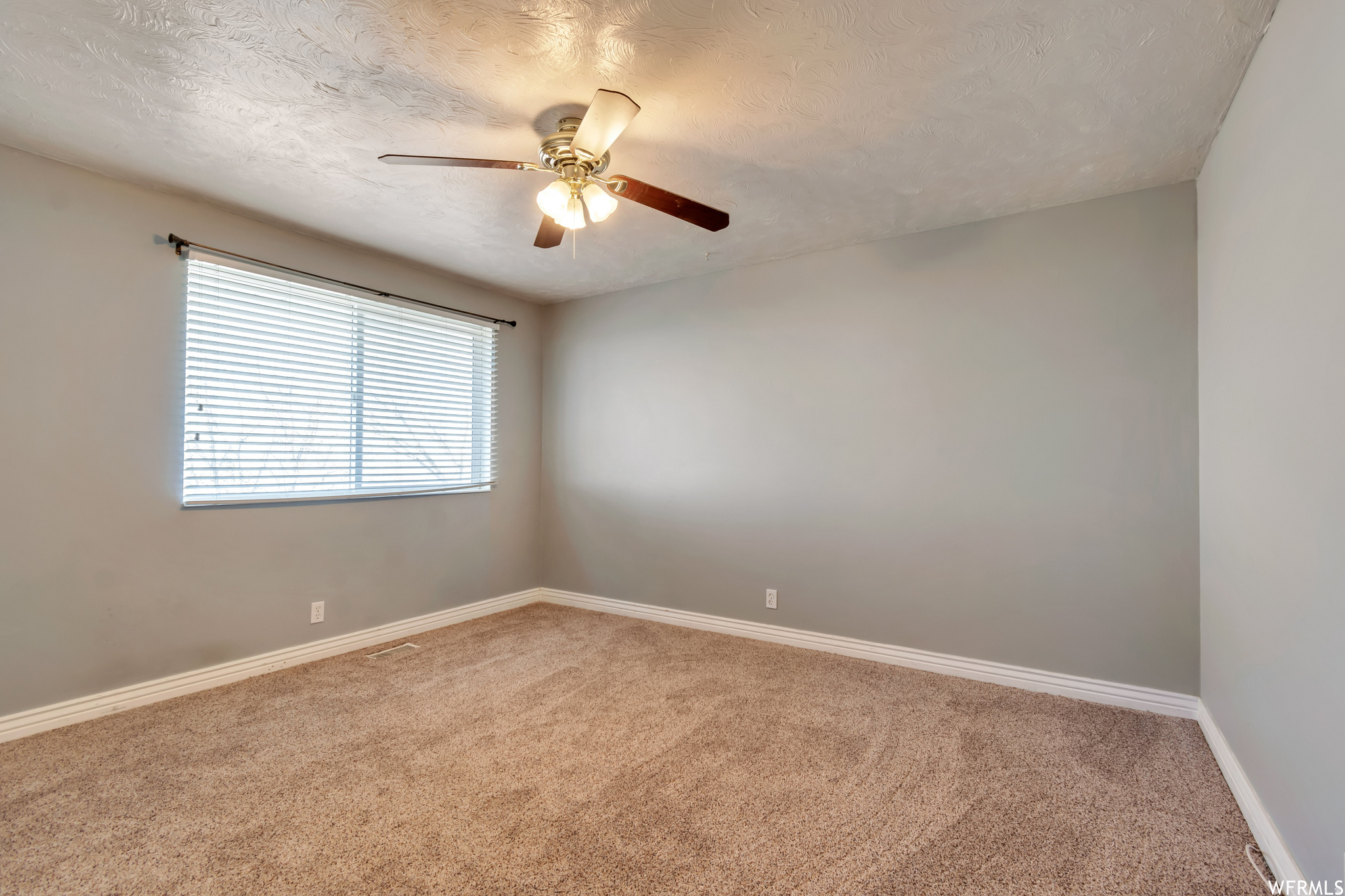 LAKEVIEW ESTATES - Residential