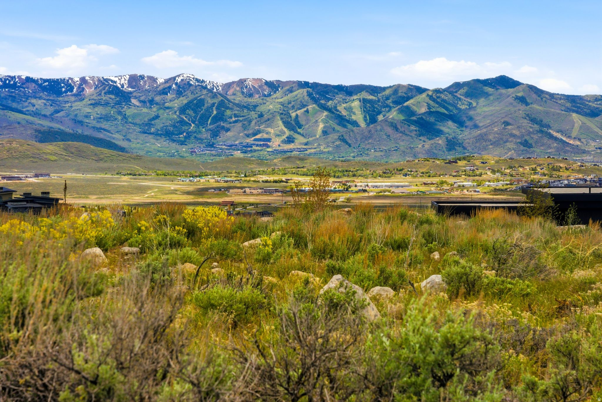 BLUFFS SUB - Land