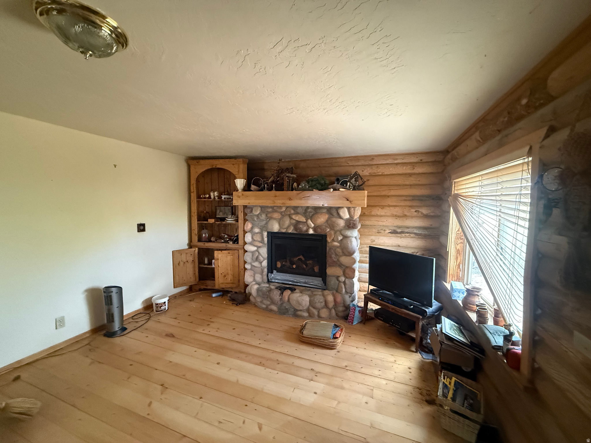 SUNDANCE WEST - Residential