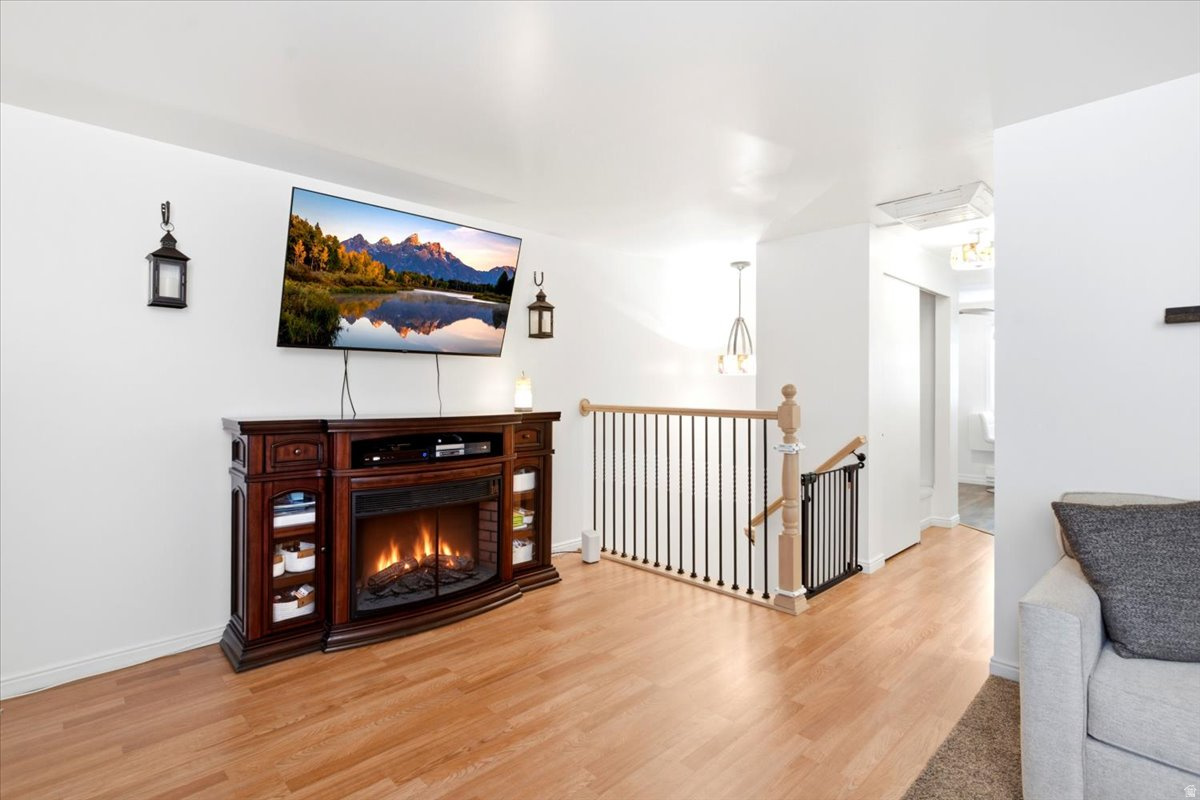 EDGEMONT - Residential