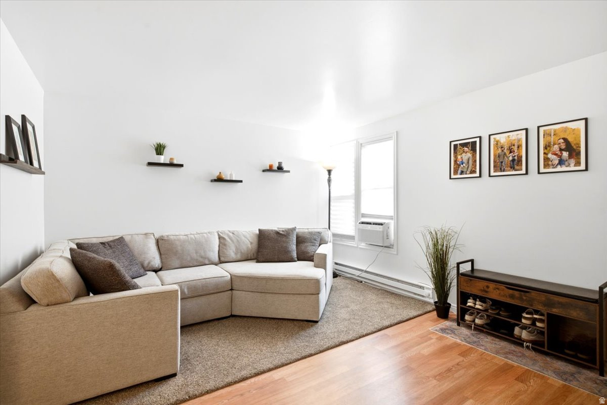EDGEMONT - Residential