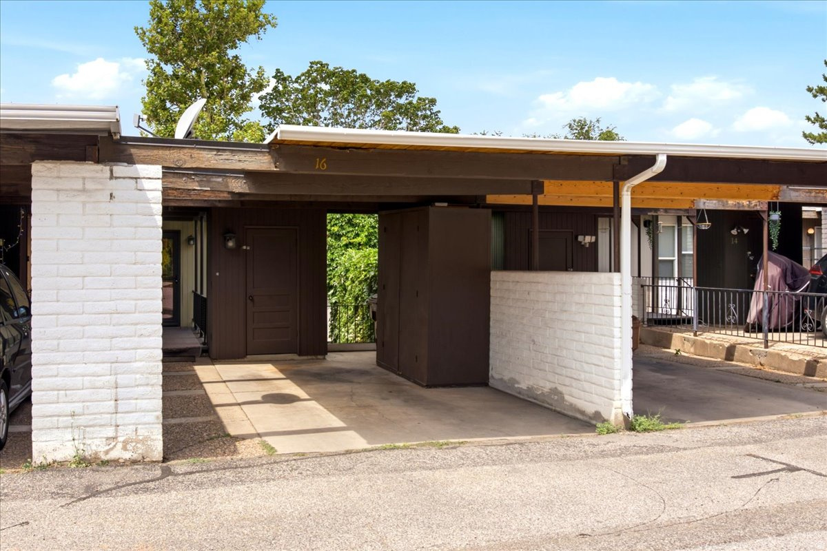 EDGEMONT - Residential
