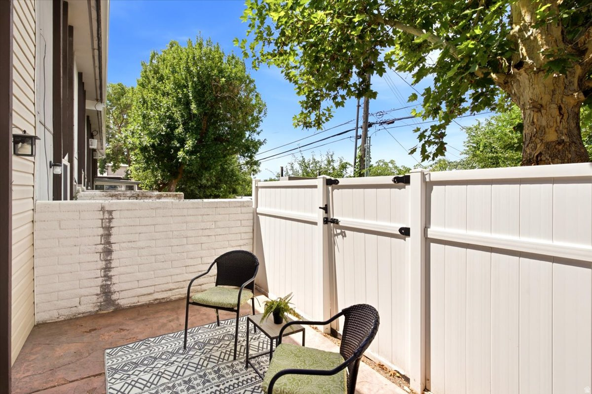 EDGEMONT - Residential
