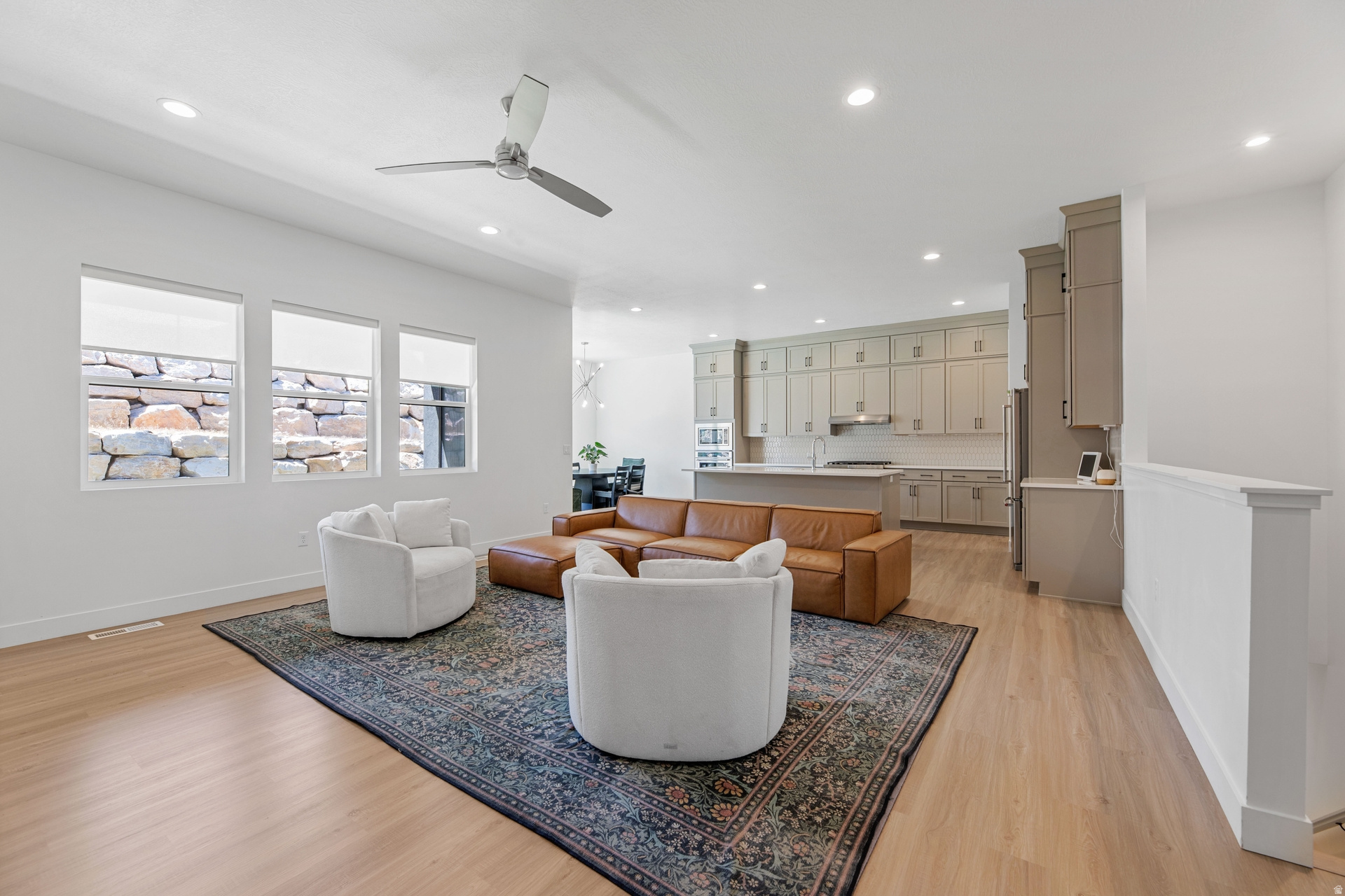 WESTLAKE VISTA - Residential