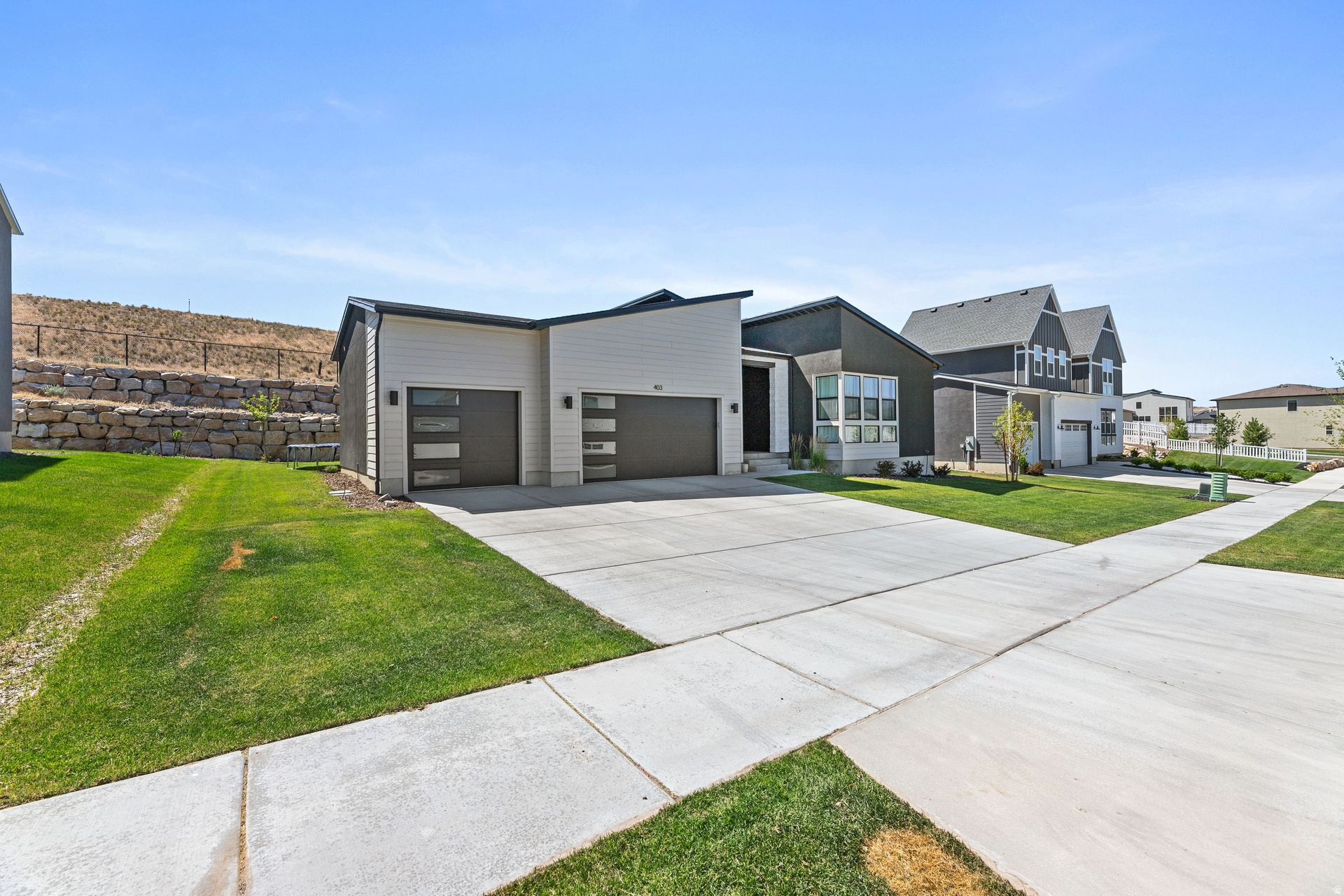 WESTLAKE VISTA - Residential