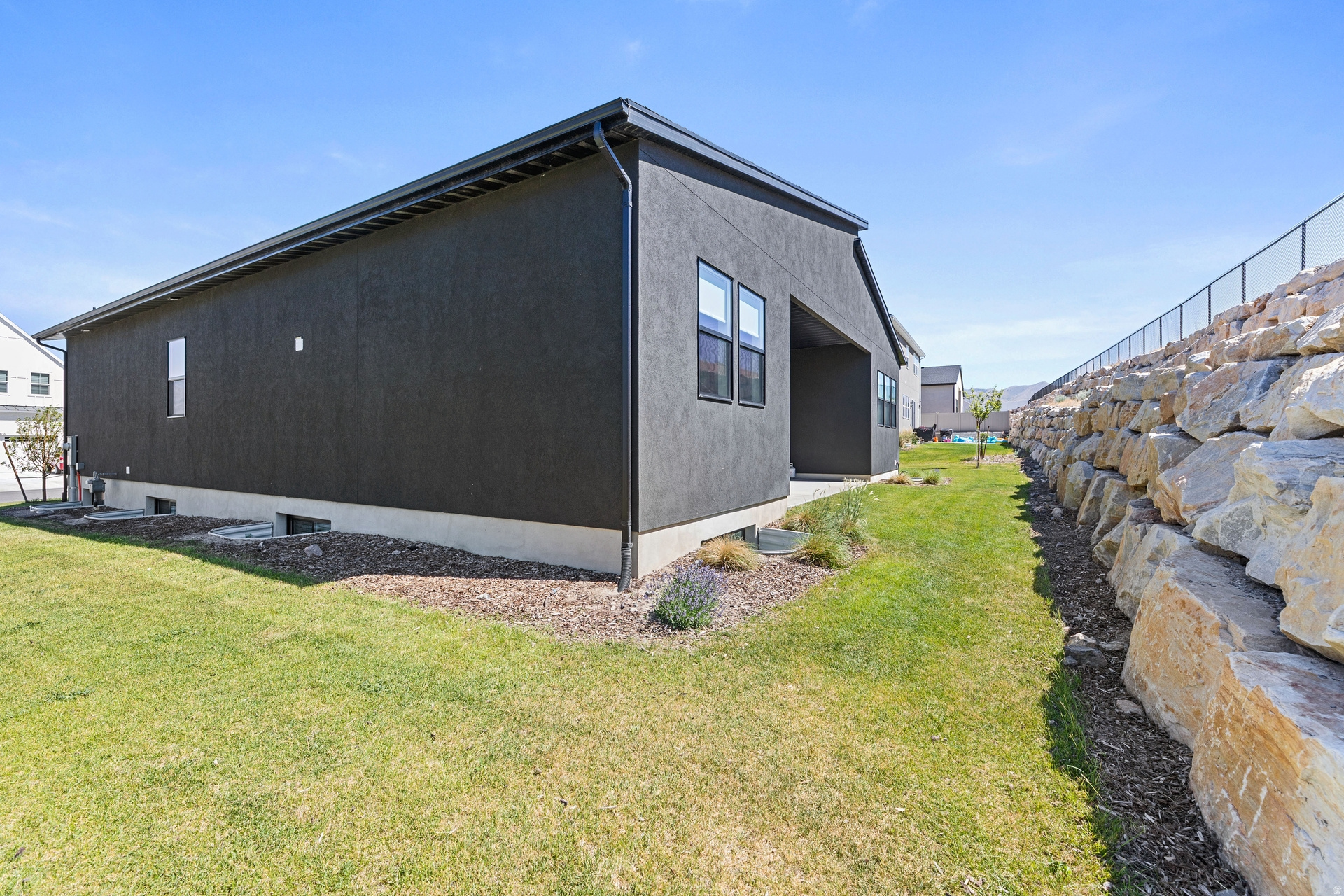 WESTLAKE VISTA - Residential
