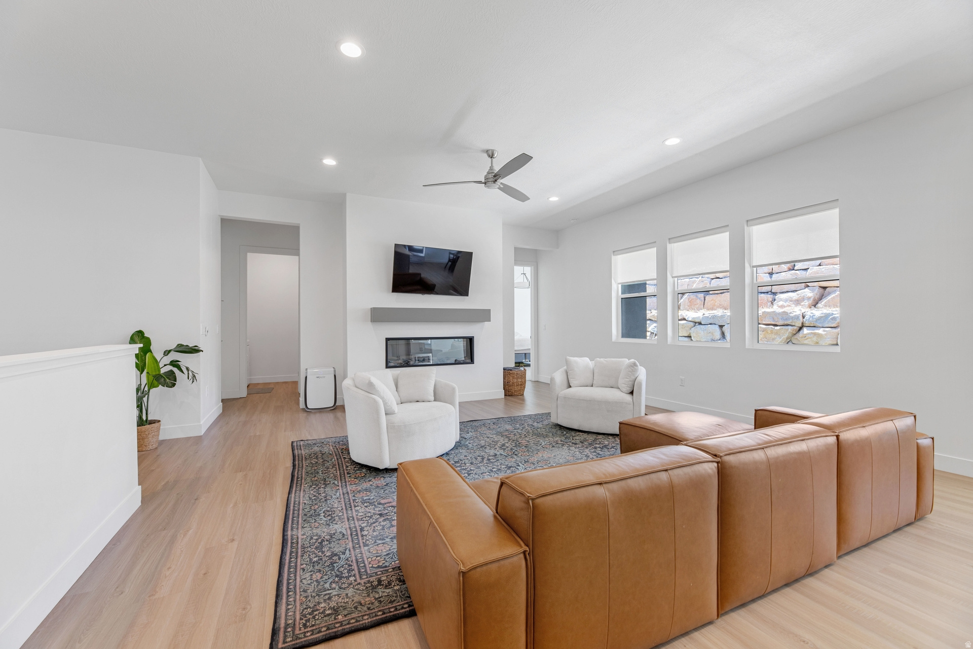WESTLAKE VISTA - Residential