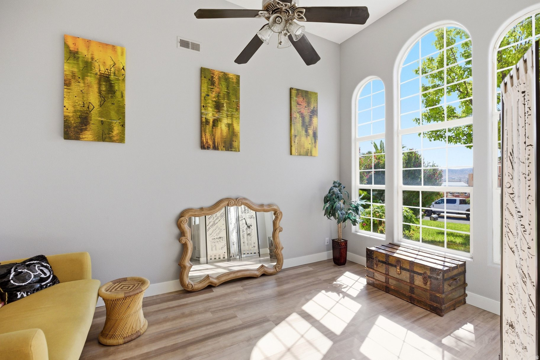 SOUTH POINTE - Residential