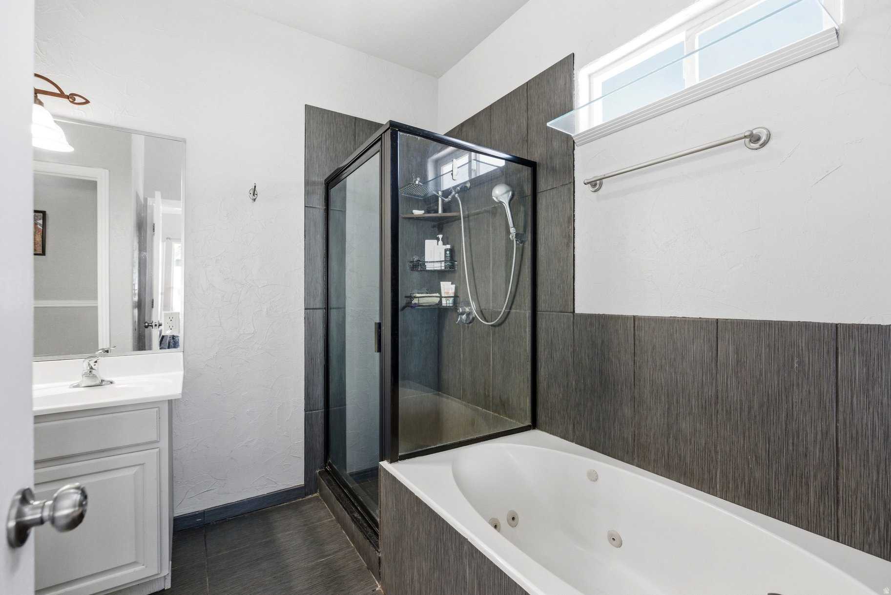 SOUTH POINTE - Residential