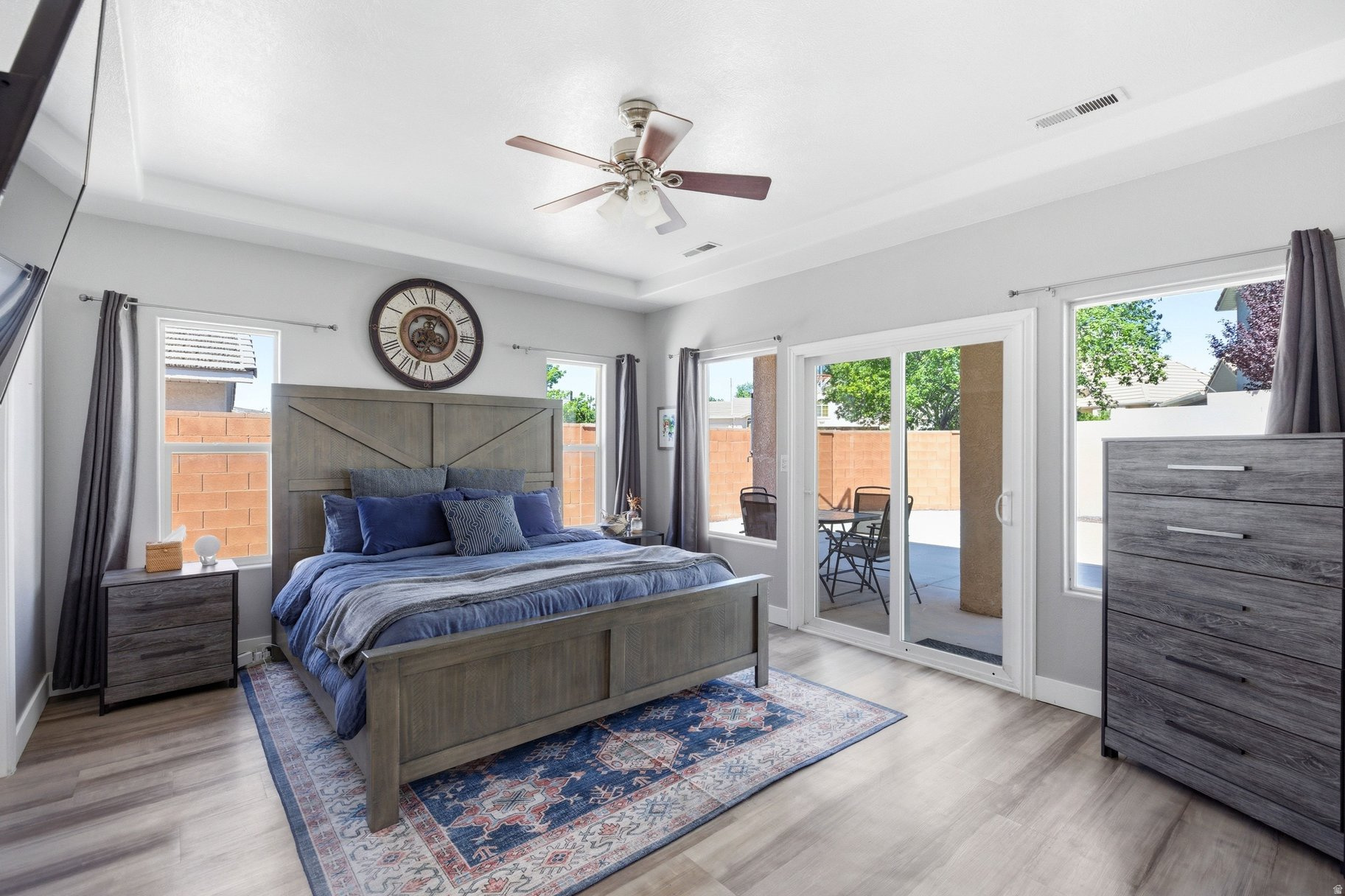 SOUTH POINTE - Residential