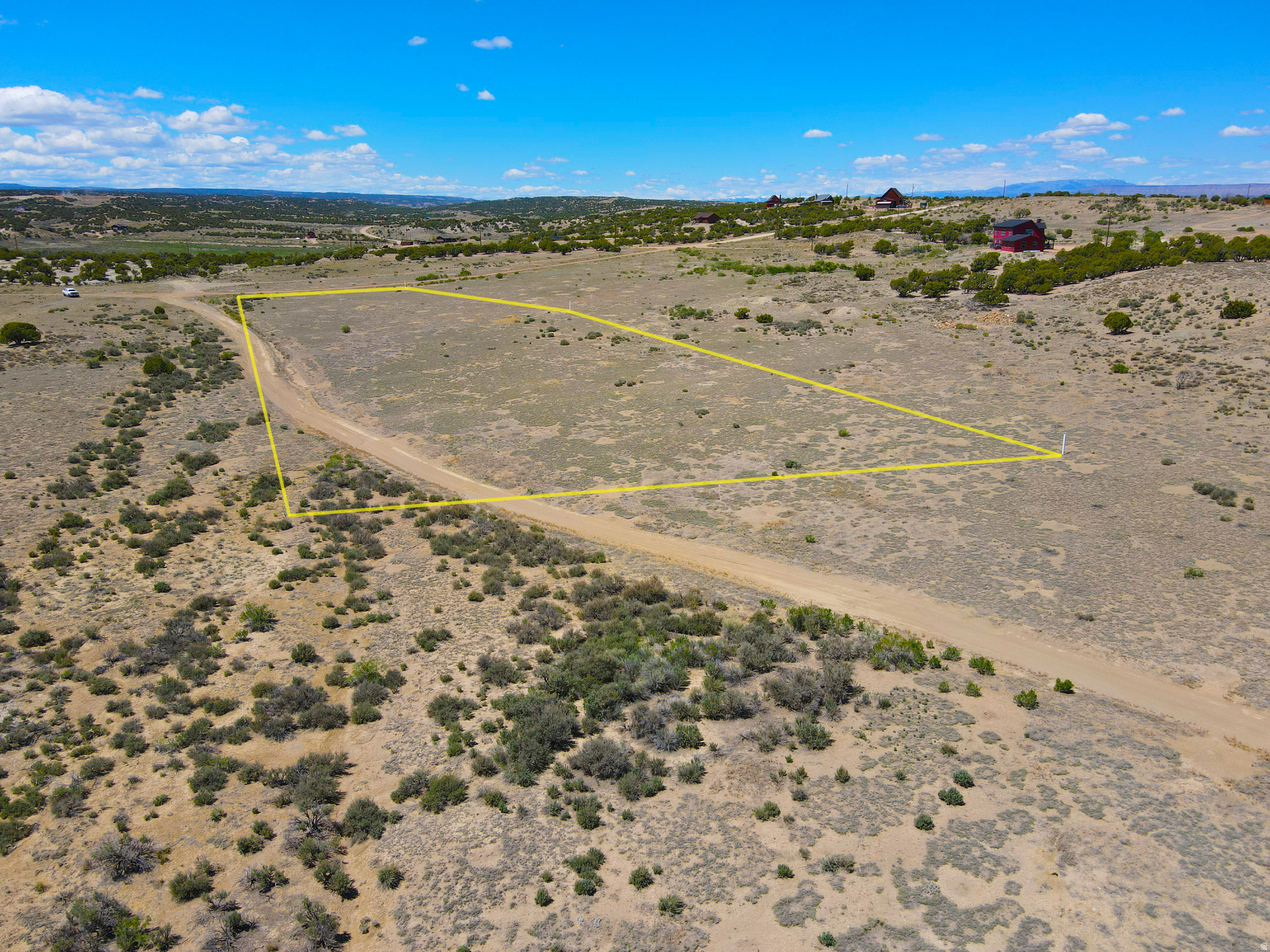 DUCHESNE MINI RANCHES - Land