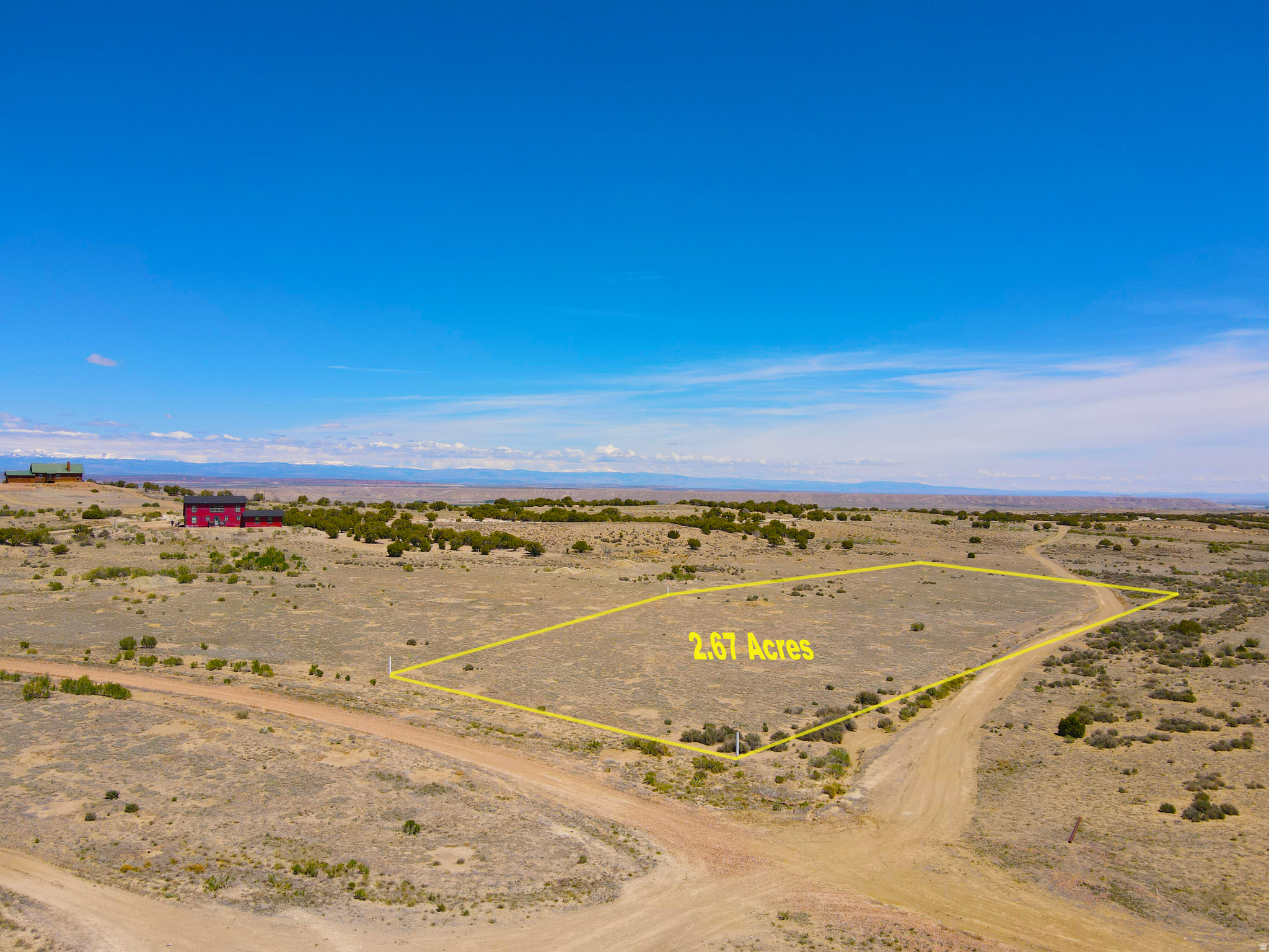 Build your dream escape on this spacious lot with power and culinary water available! Just 10 minutes from Duchesne & 15 minutes to Starvation Lake. Enjoy endless backroad adventures & abundant wildlife, including resident deer & antelope!  Google Maps; https://maps.app.goo.gl/yGGsJ4Gat6QWpRHv5