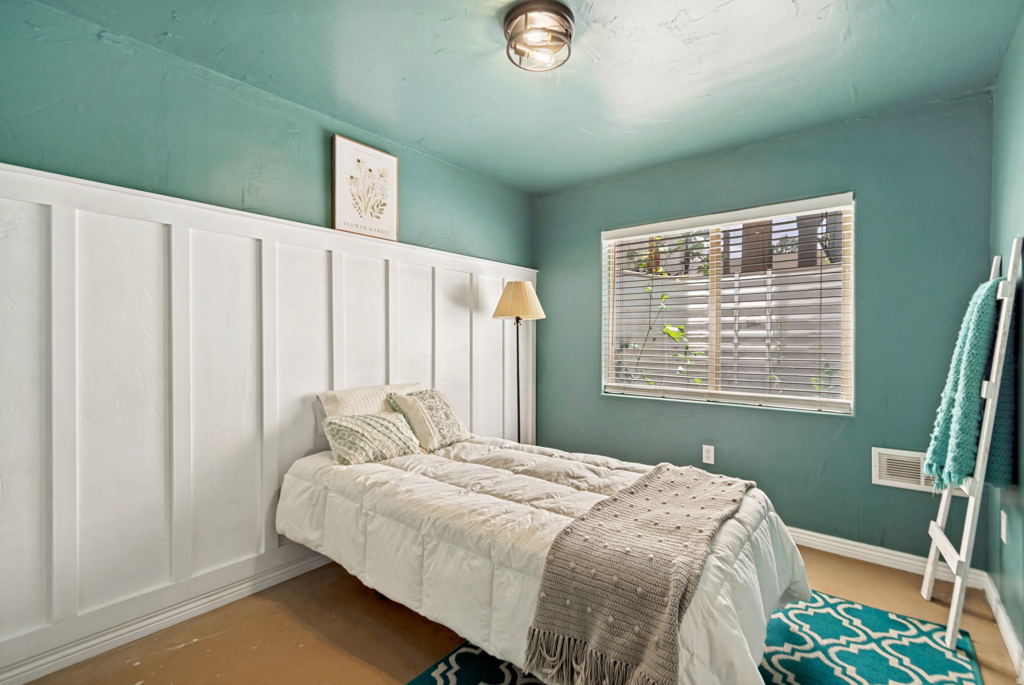 POINTE MEADOWS - Residential