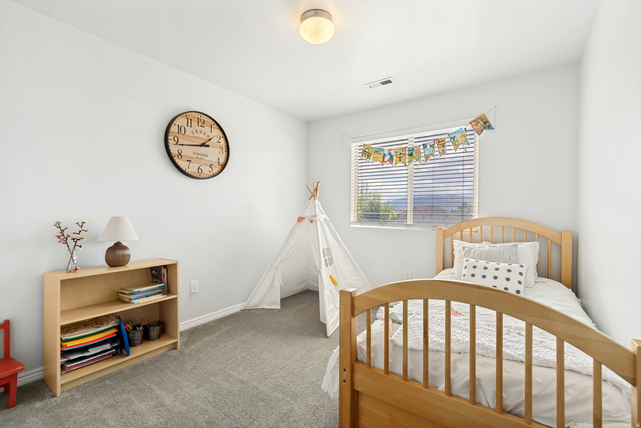 POINTE MEADOWS - Residential
