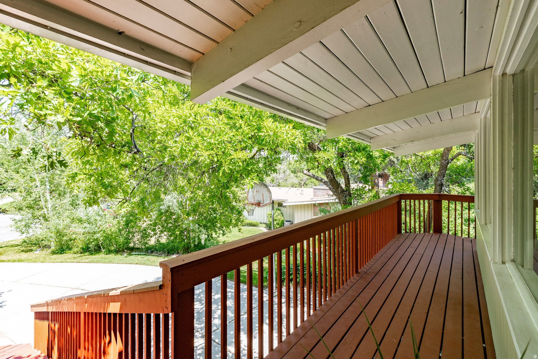 EDGEWOOD HILLS - Residential