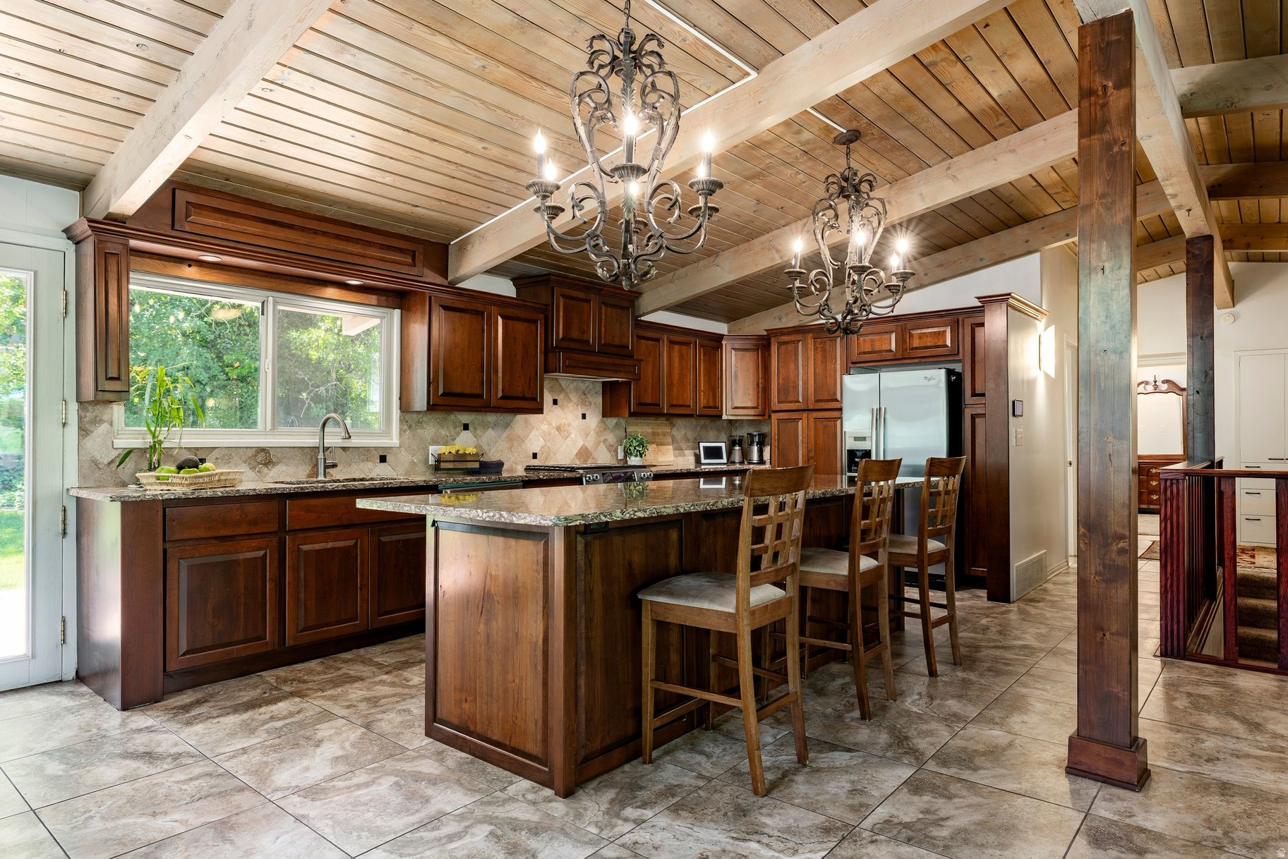 EDGEWOOD HILLS - Residential