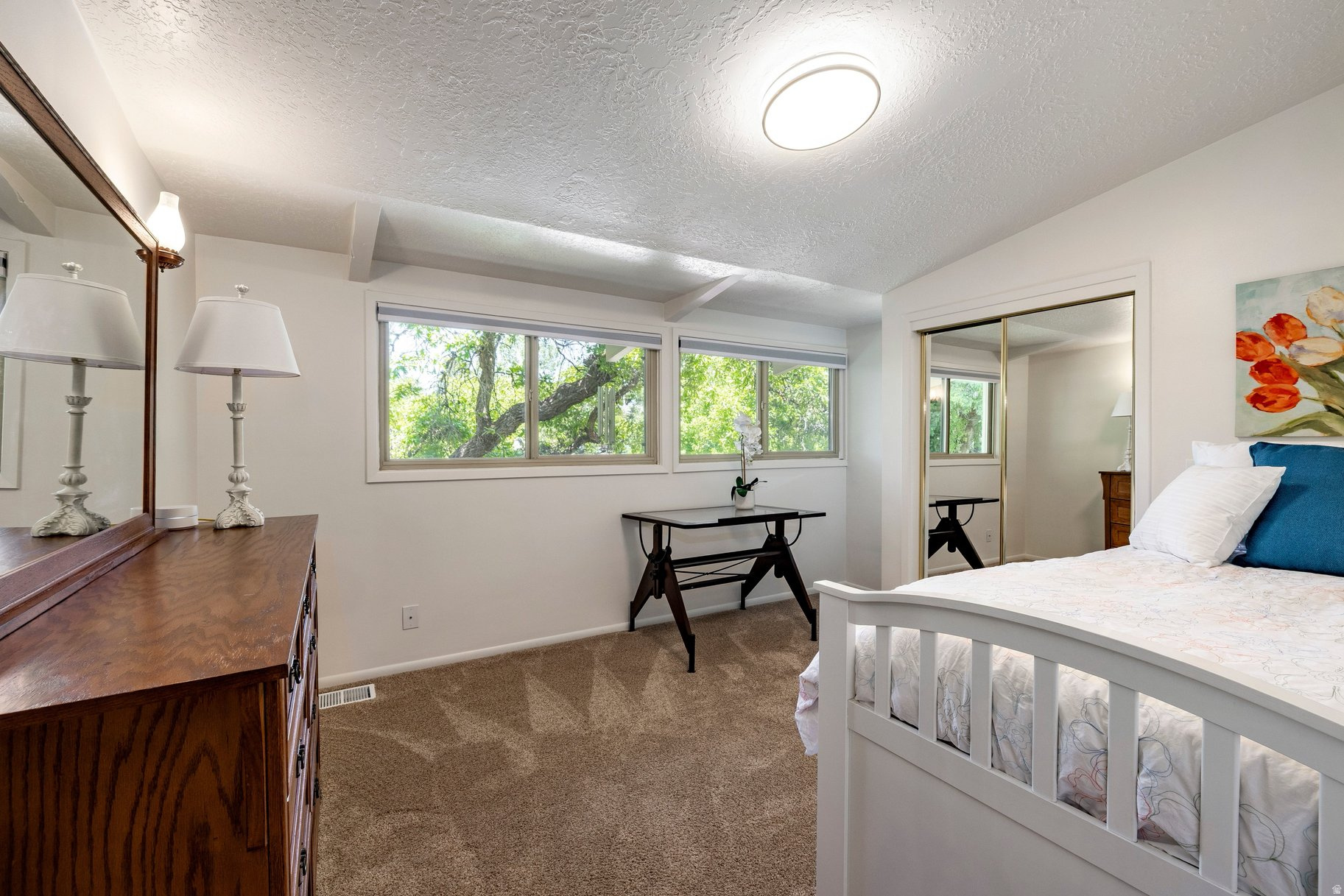 EDGEWOOD HILLS - Residential