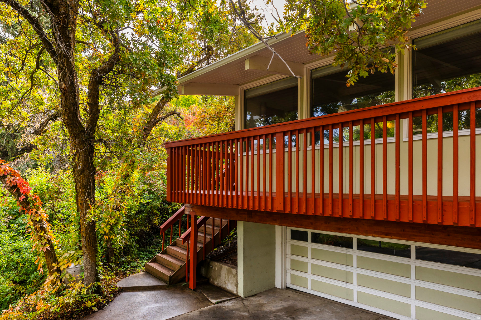 EDGEWOOD HILLS - Residential