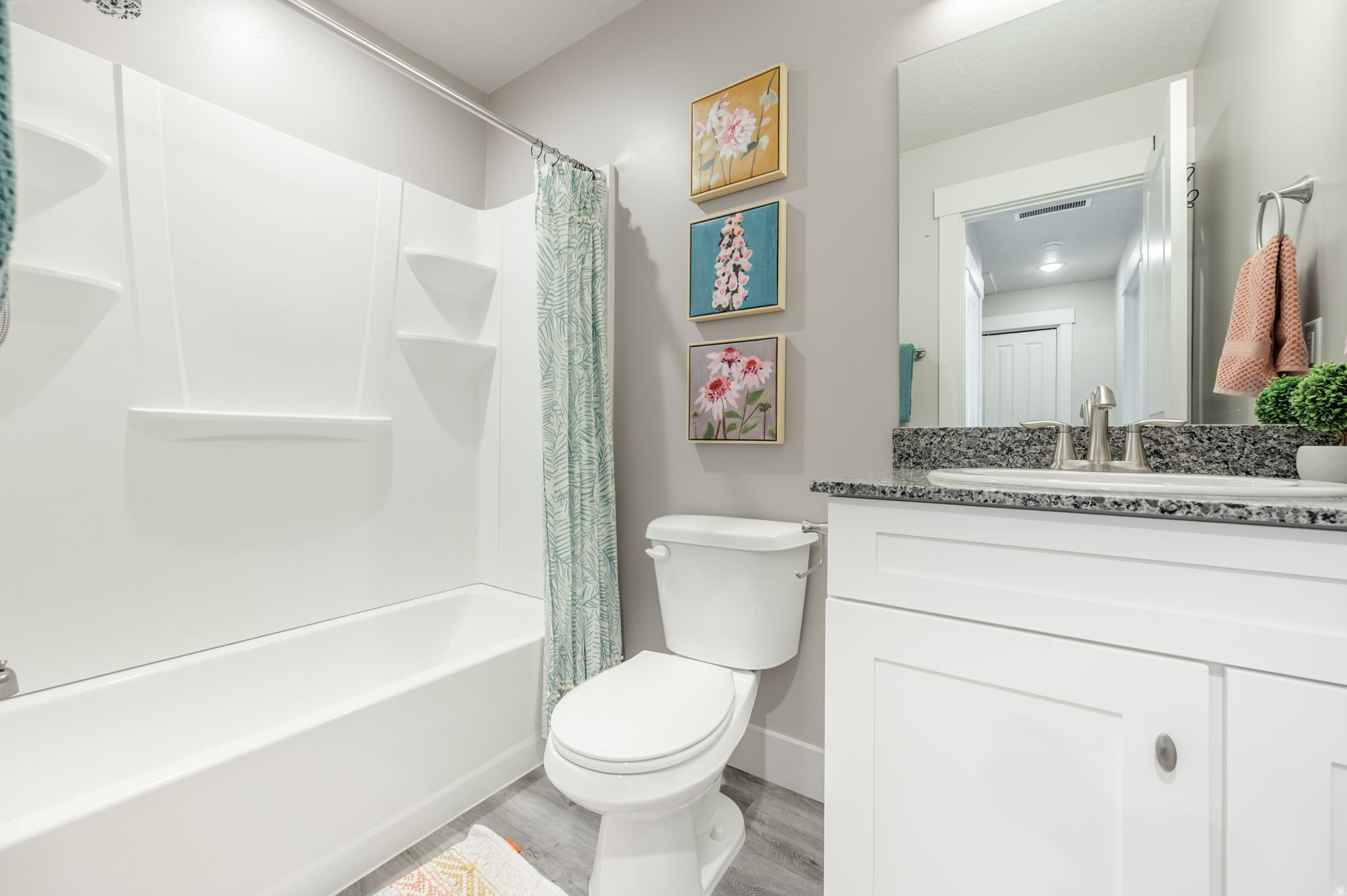 SUNSET TOWNHOMES - Residential