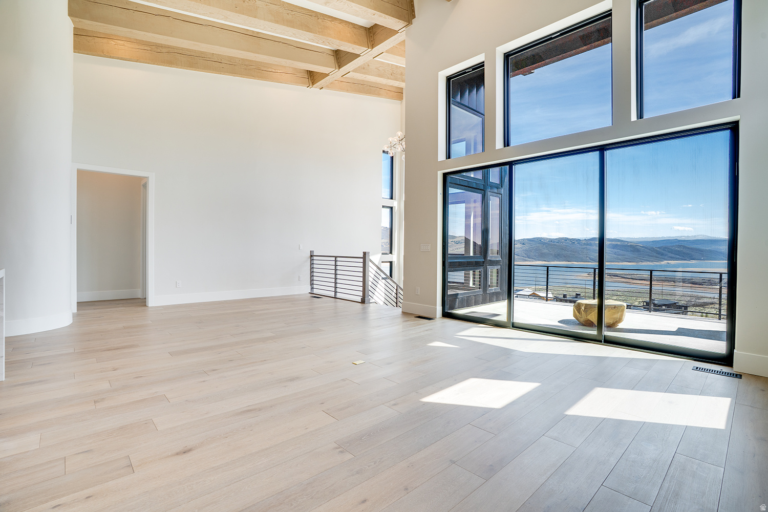 AMANTI LAGO - Residential