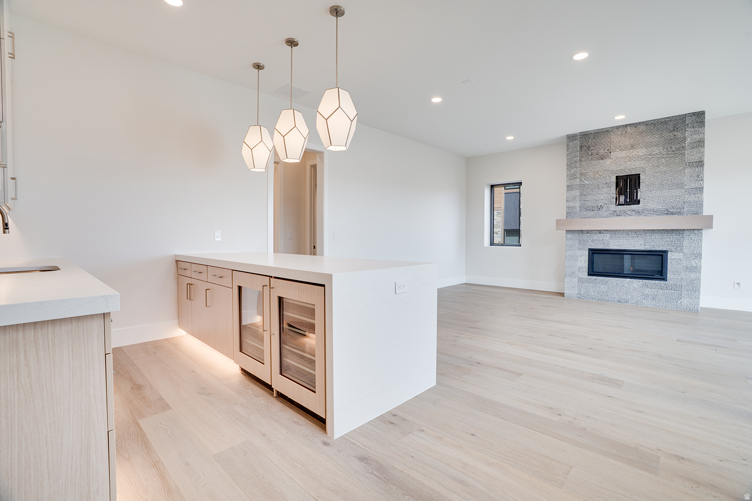 AMANTI LAGO - Residential
