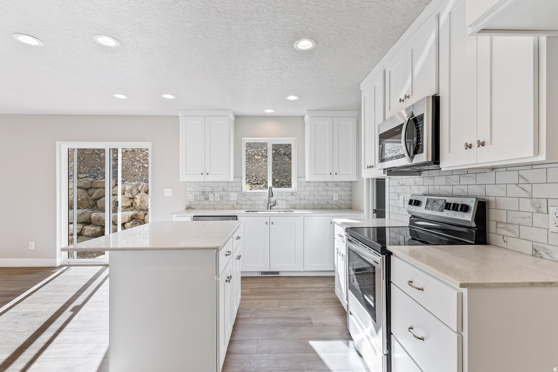MAPLE MOUNTAIN - Residential