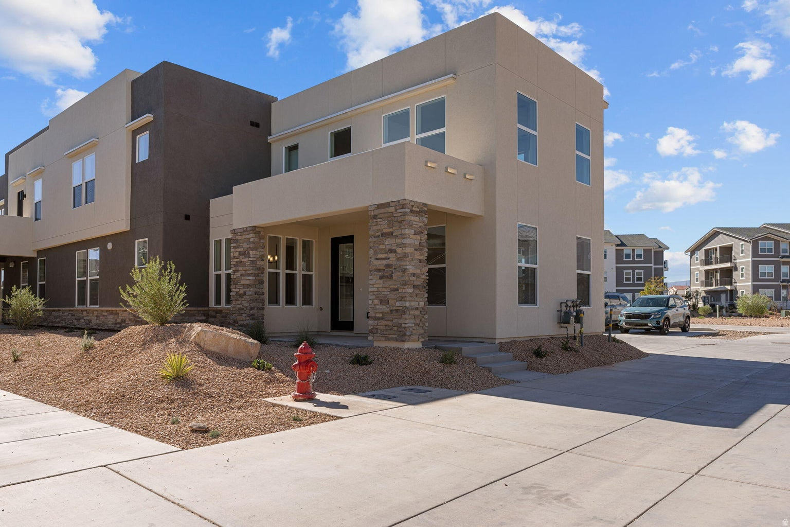 DESERT COLOR - Residential