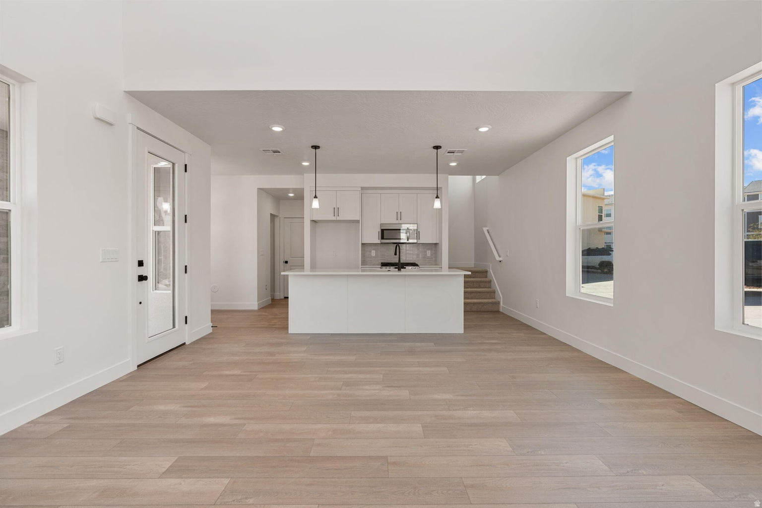DESERT COLOR - Residential