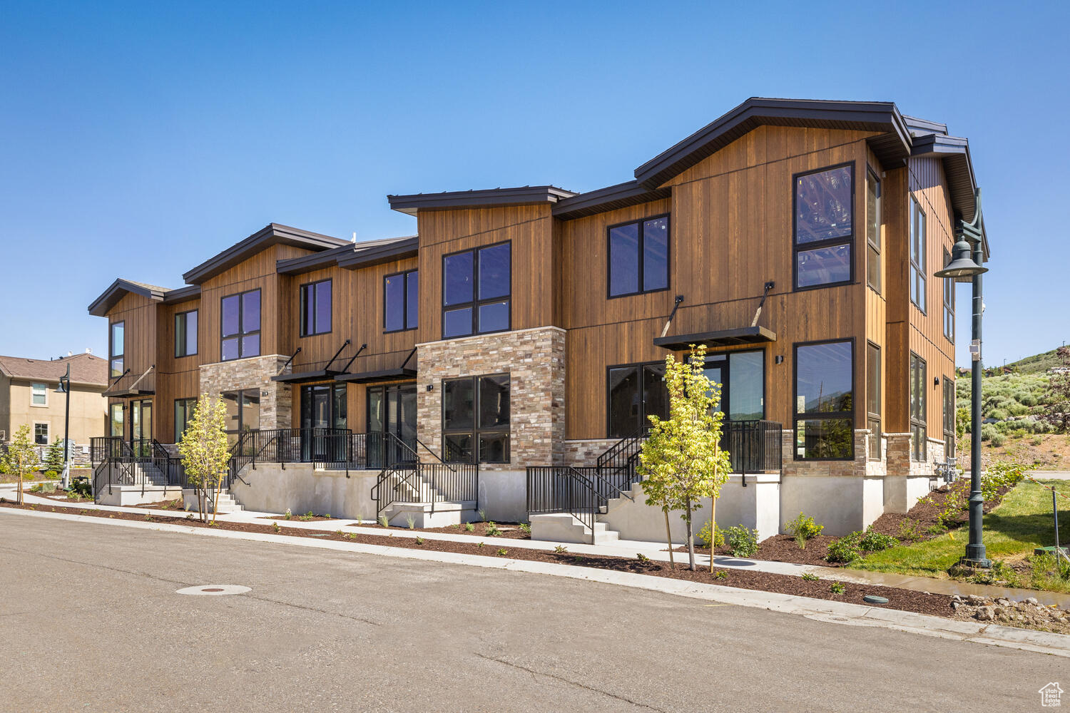 COMMONS AT WASATCH SPRINGS - Commercial Sale