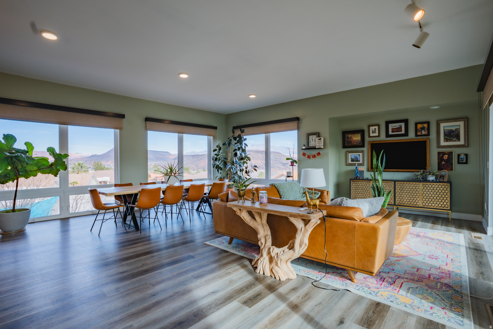 SOUTHGATE HILLS 2 - Residential