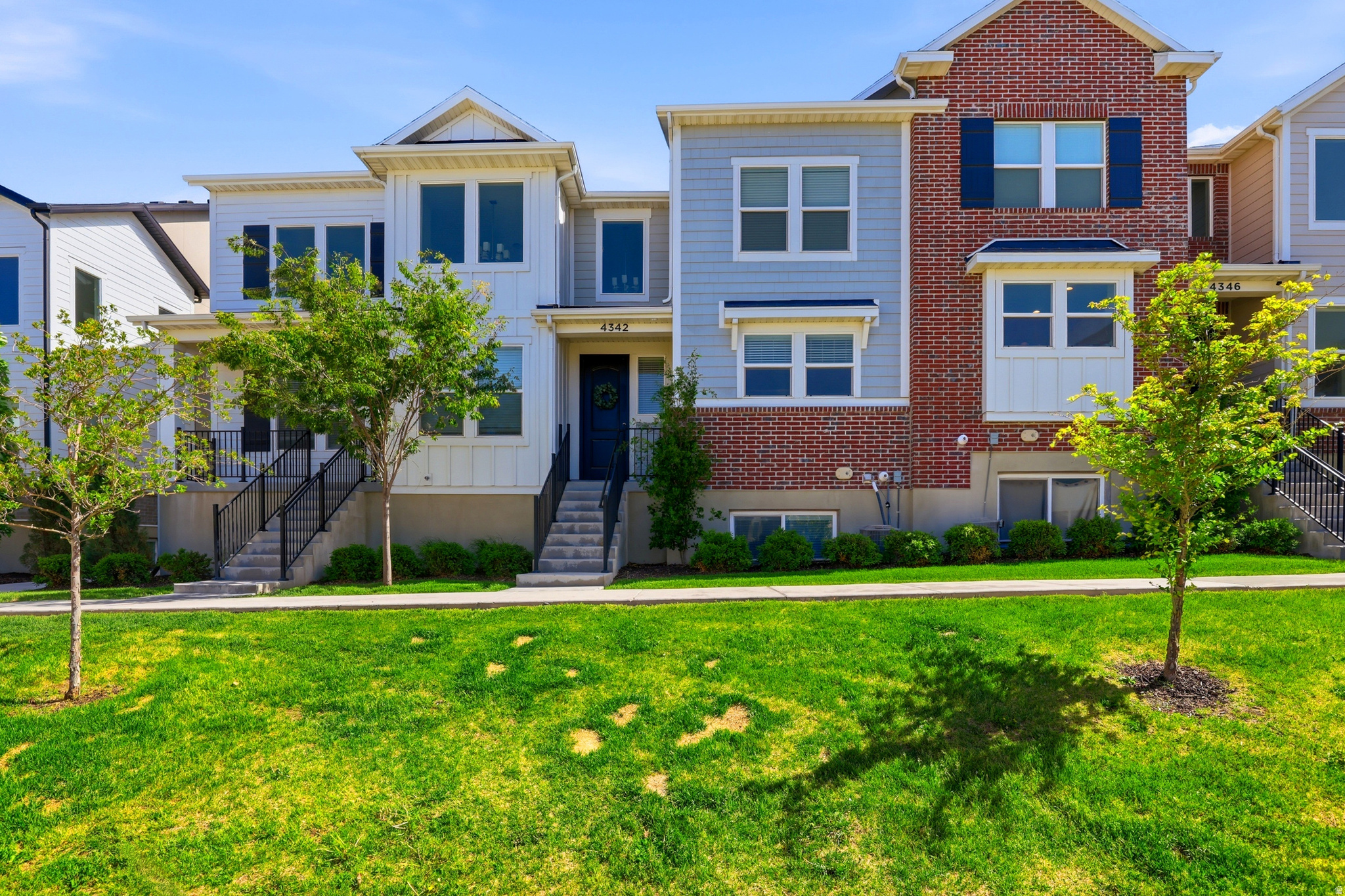 MOUNTAIN RIDGE - Residential