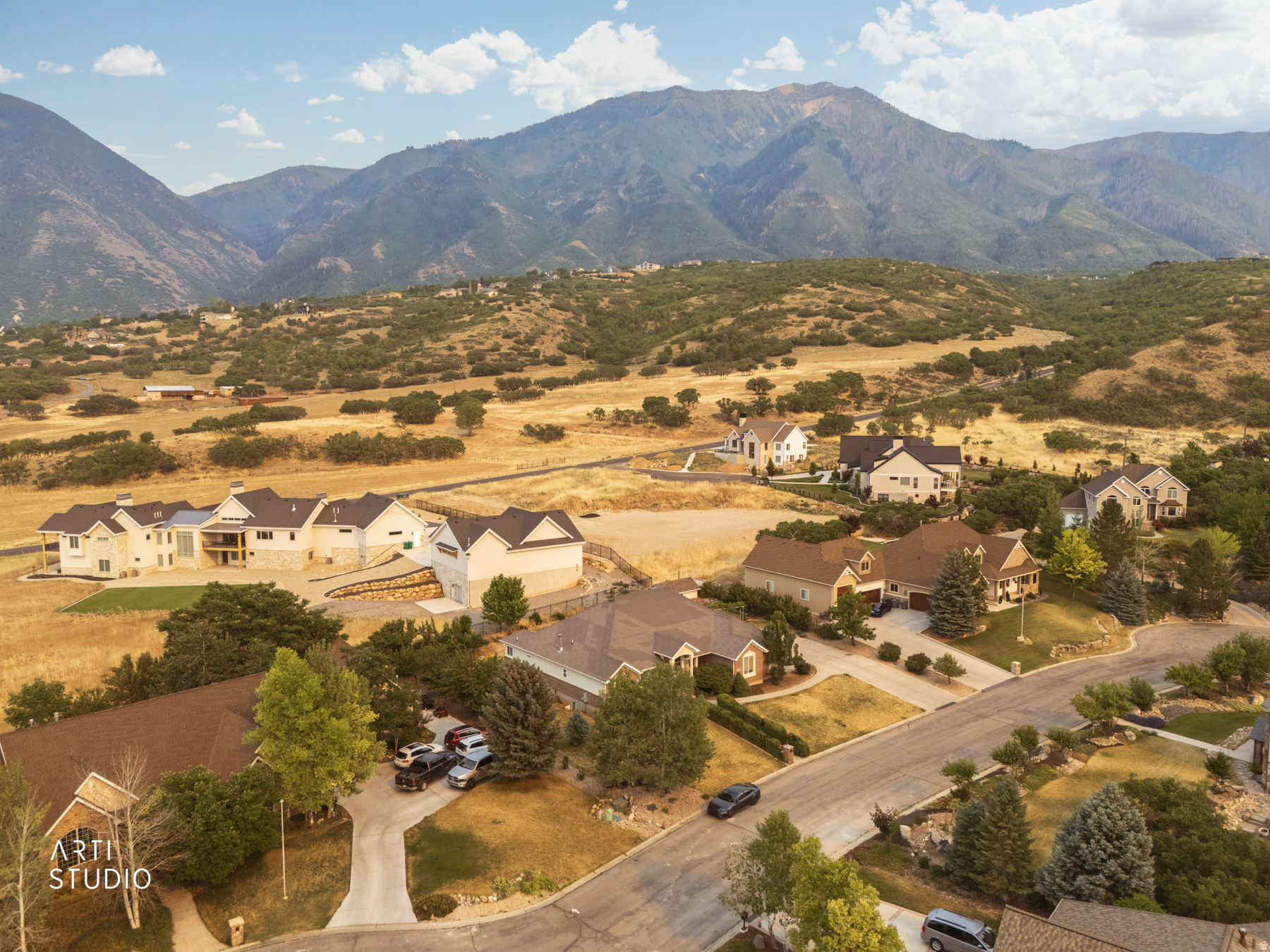 LOAFER RIDGE - Residential