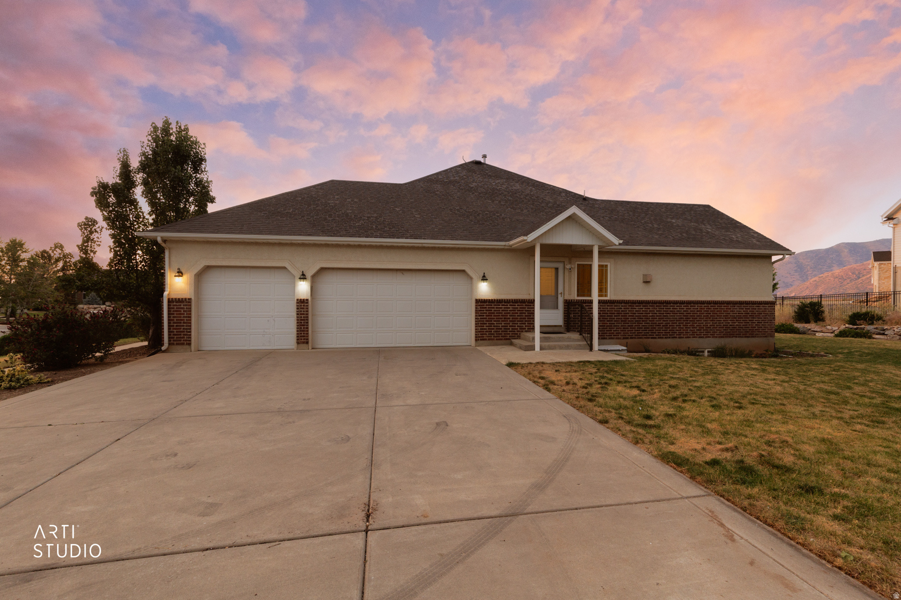 LOAFER RIDGE - Residential