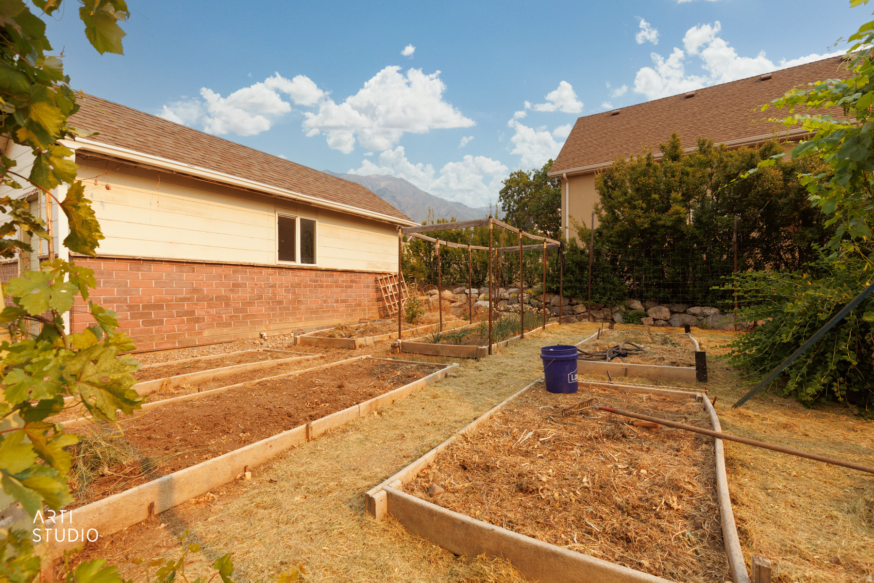 LOAFER RIDGE - Residential