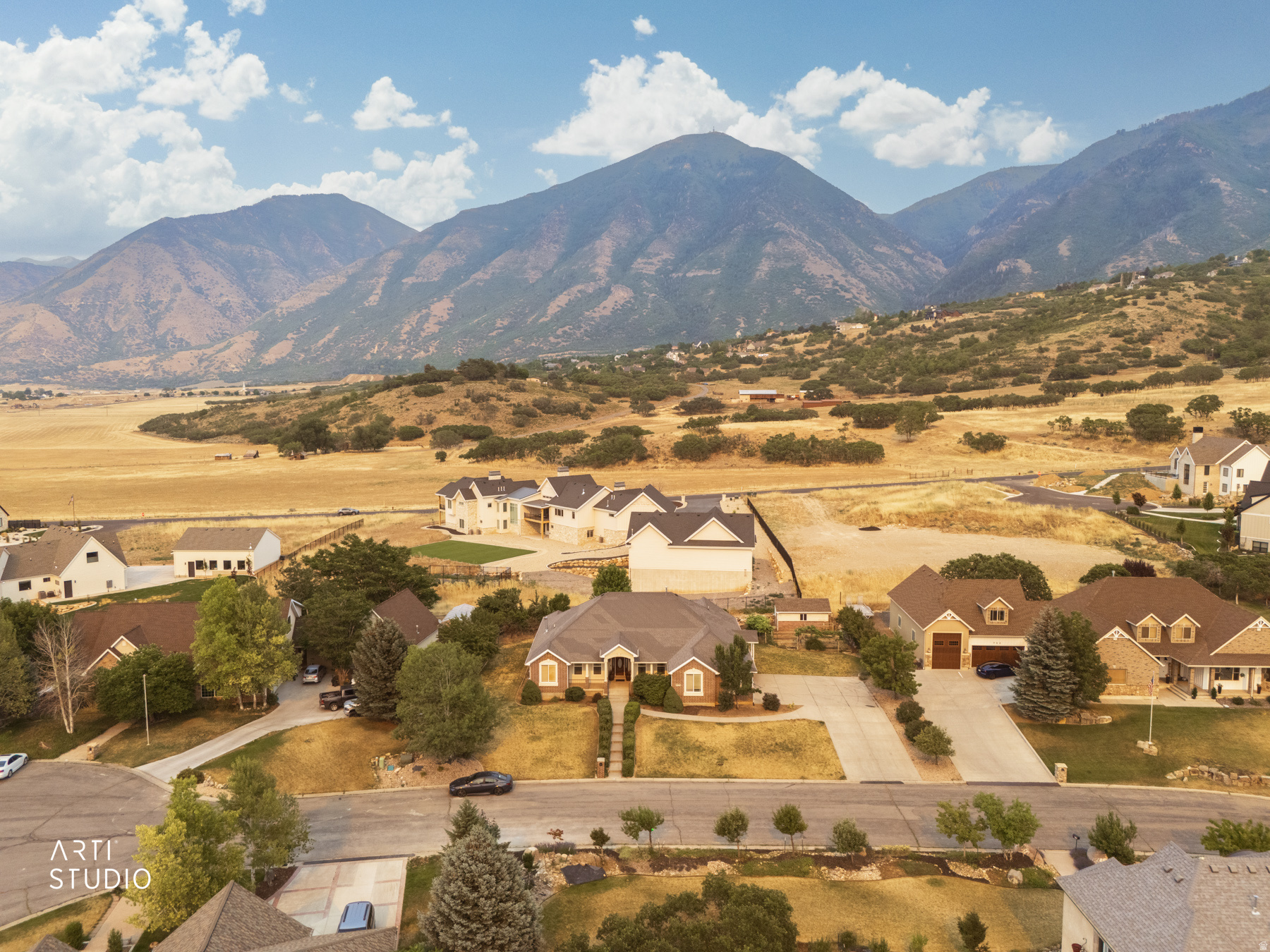 LOAFER RIDGE - Residential