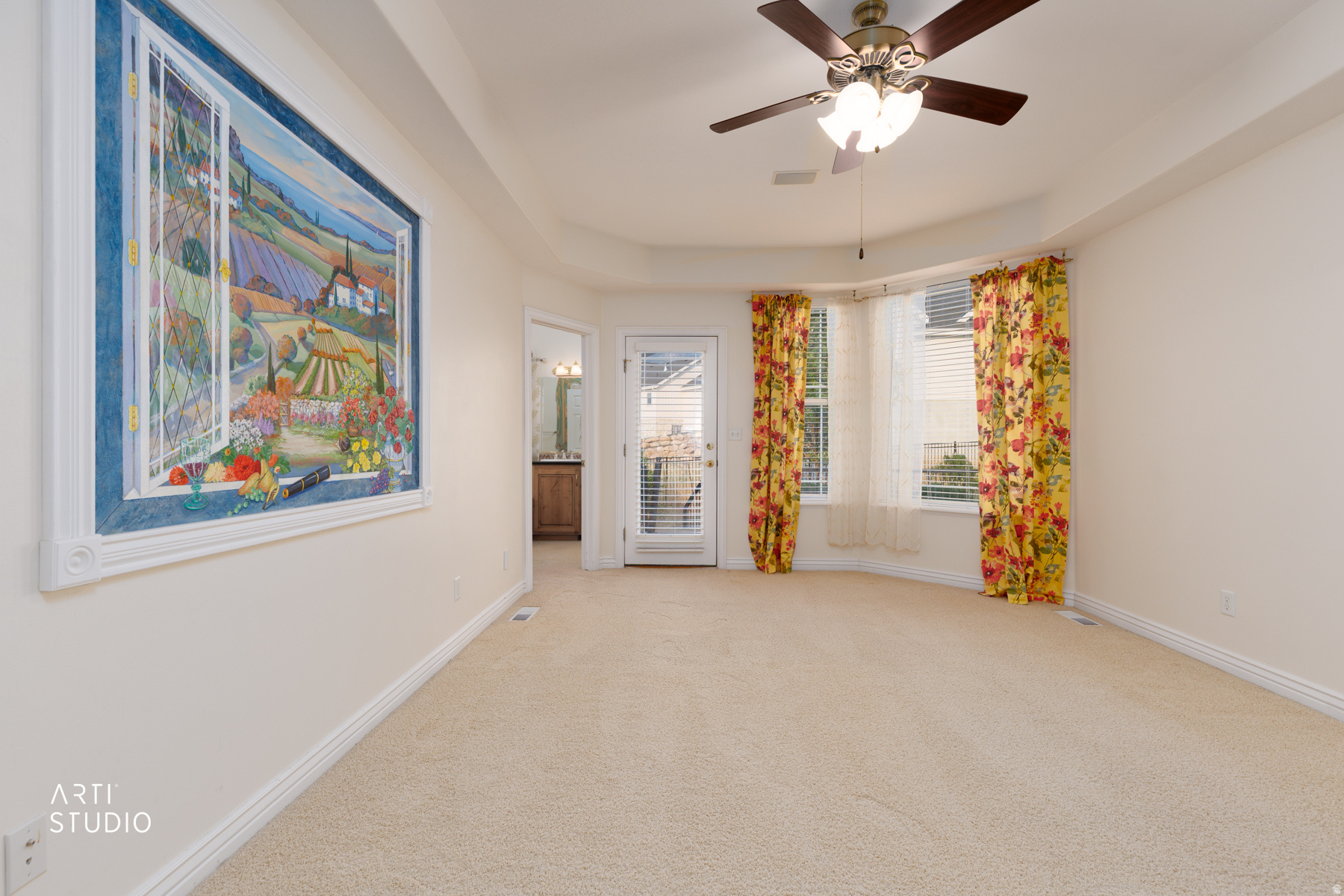 LOAFER RIDGE - Residential