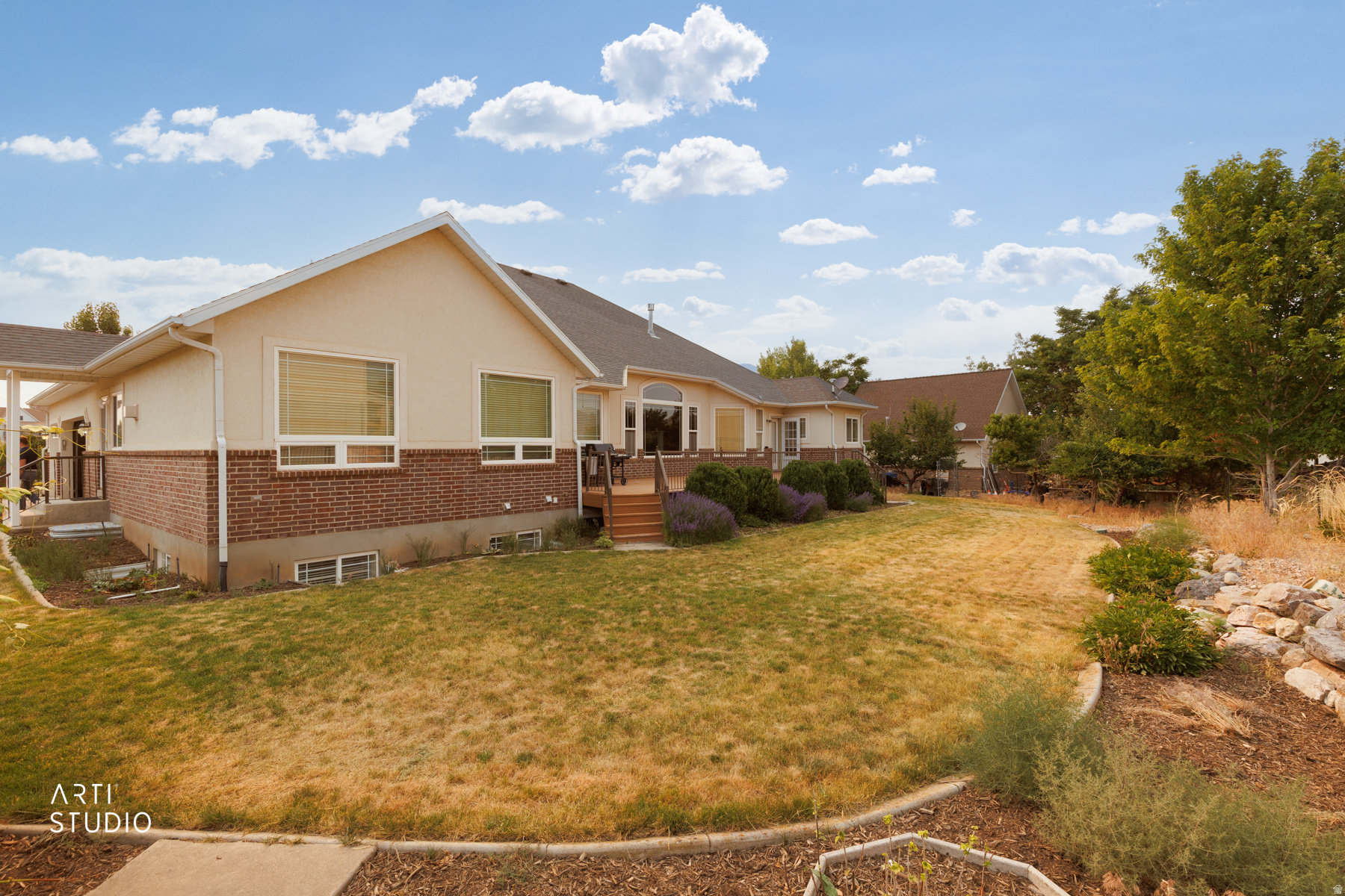 LOAFER RIDGE - Residential