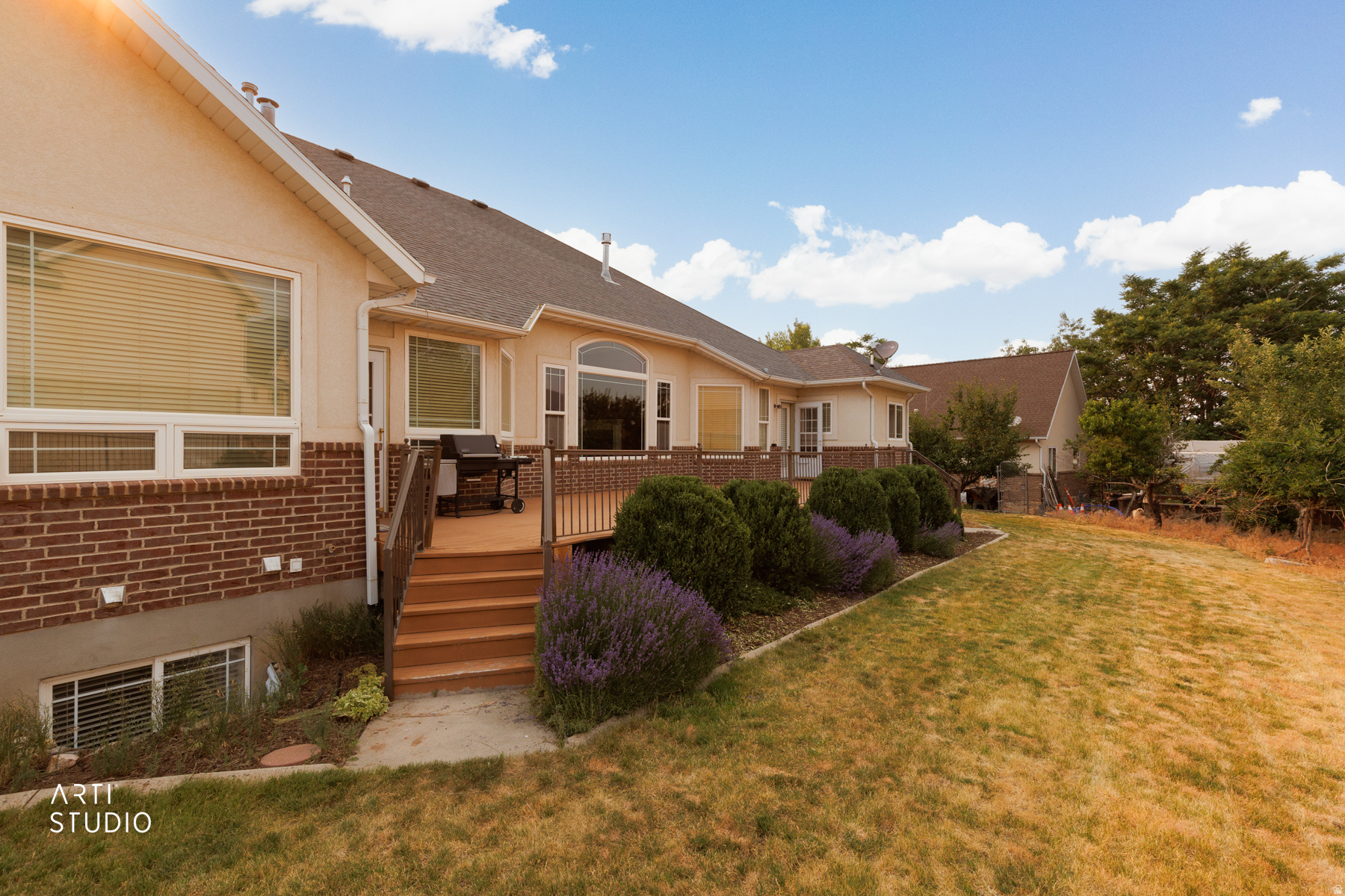 LOAFER RIDGE - Residential