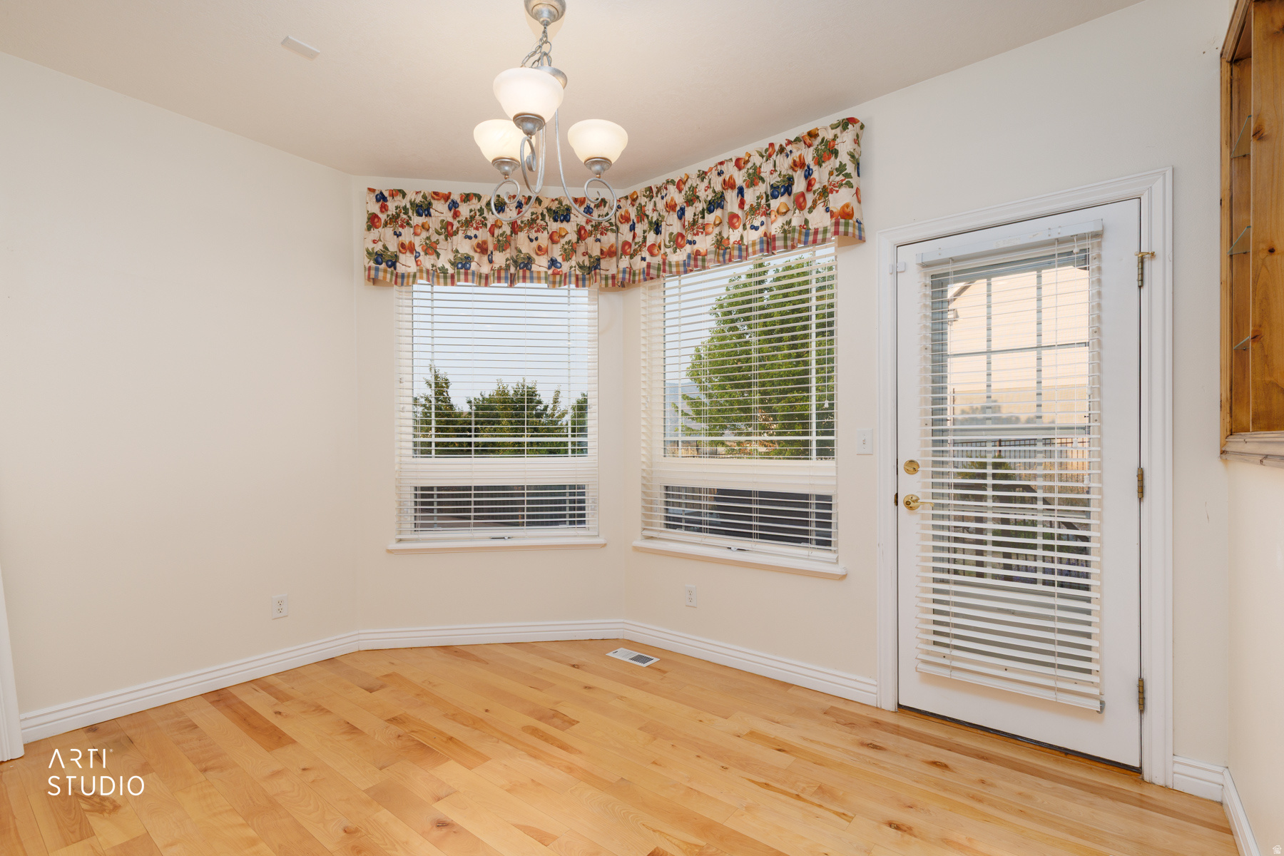 LOAFER RIDGE - Residential