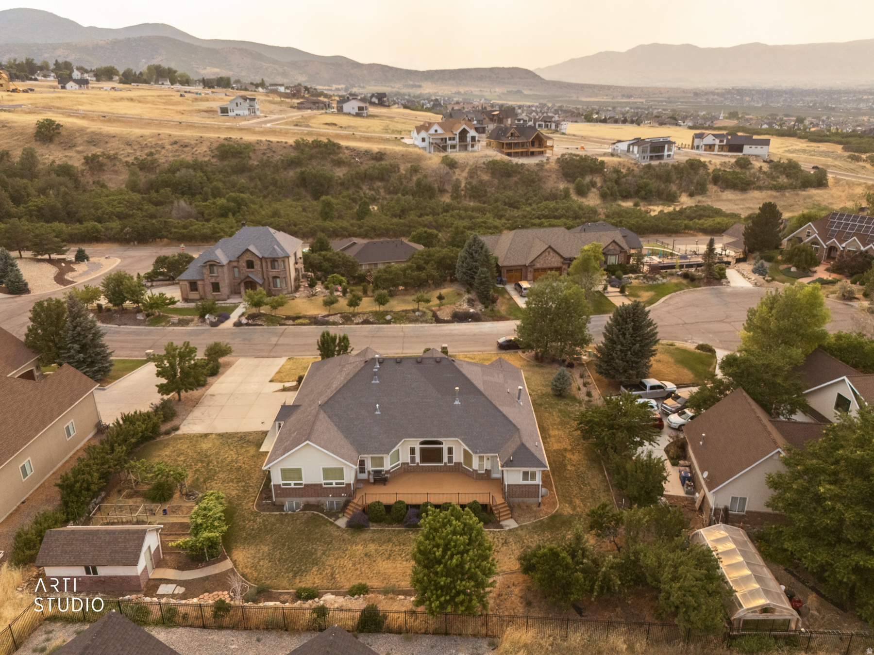 LOAFER RIDGE - Residential