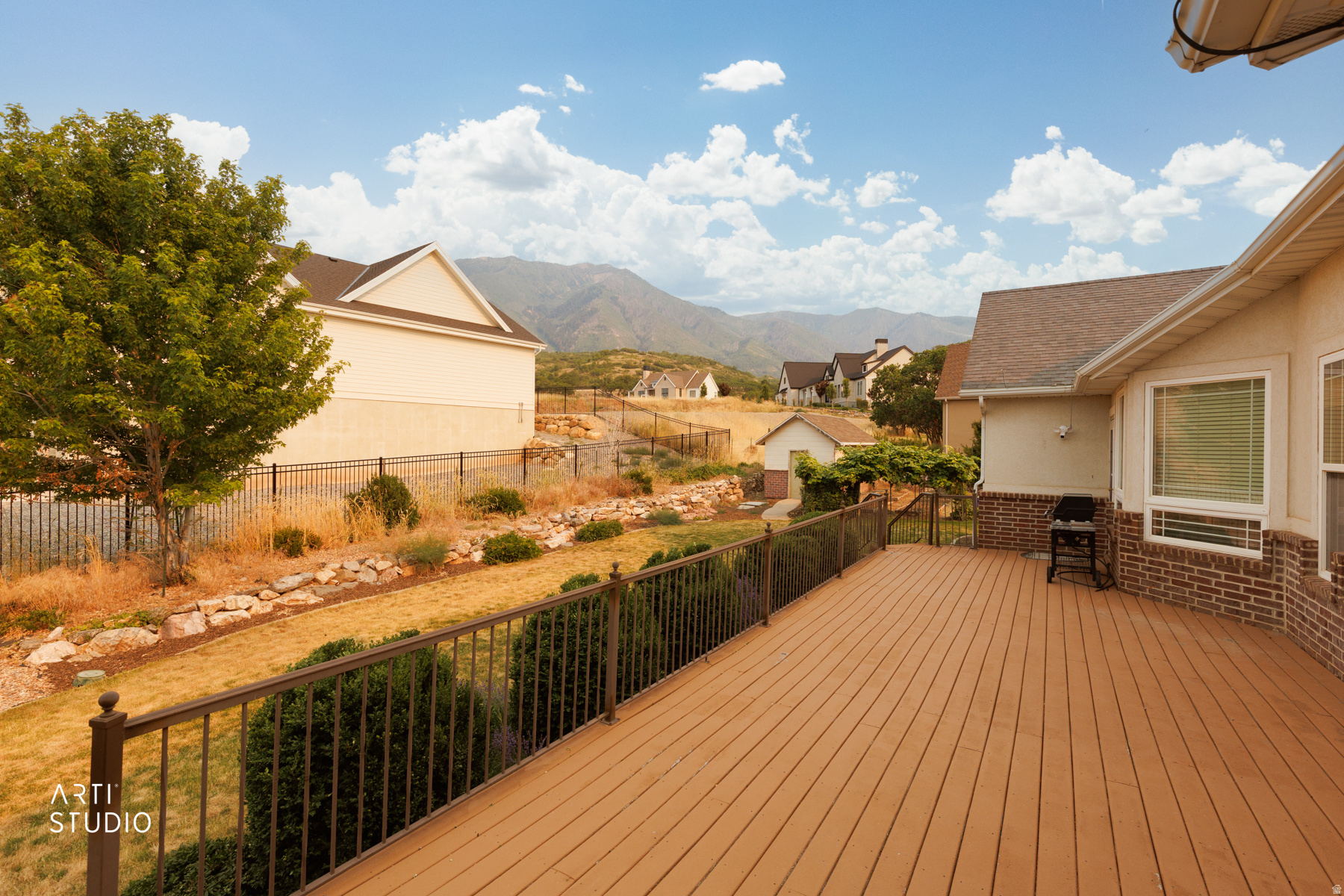 LOAFER RIDGE - Residential