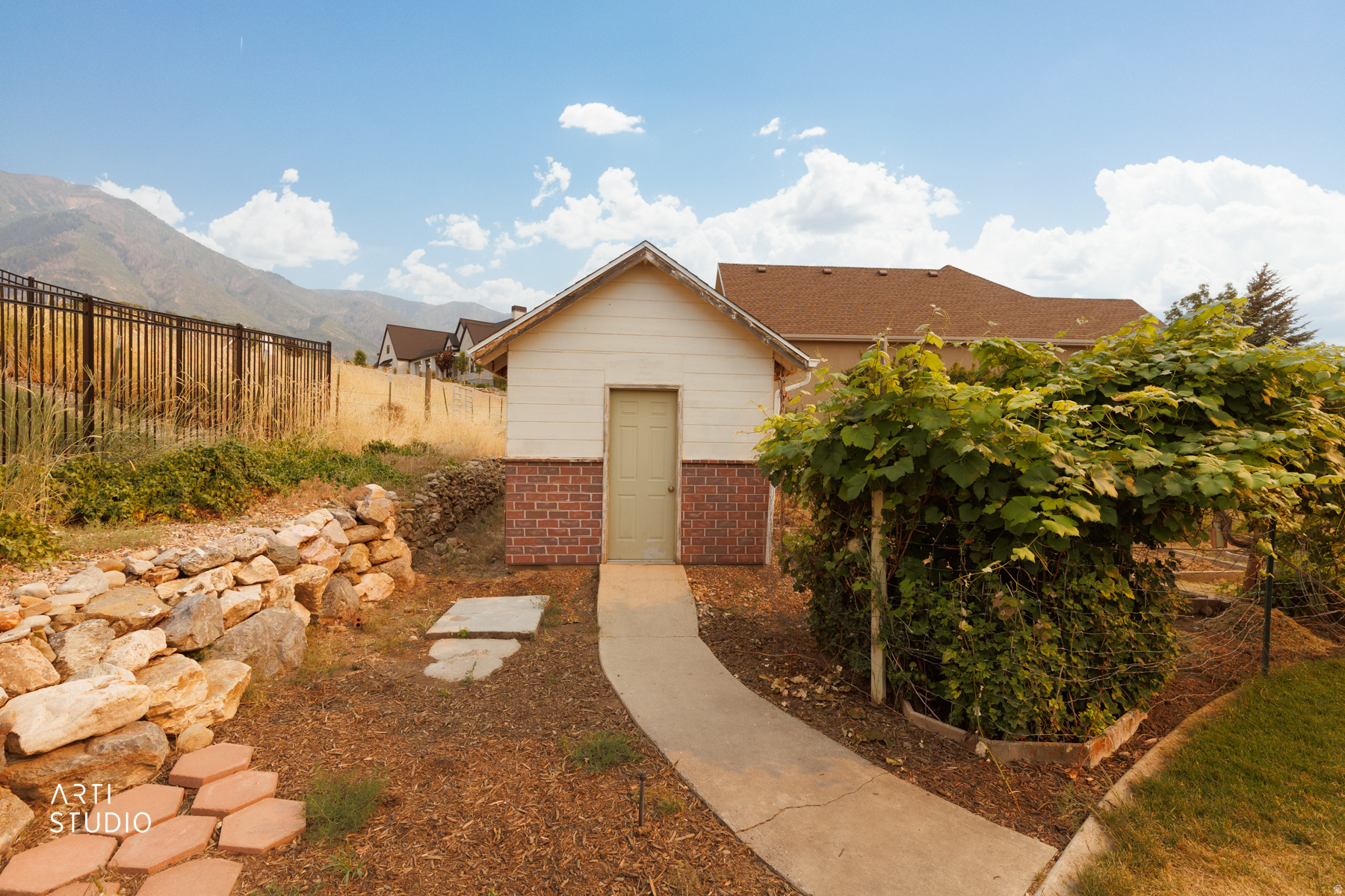 LOAFER RIDGE - Residential