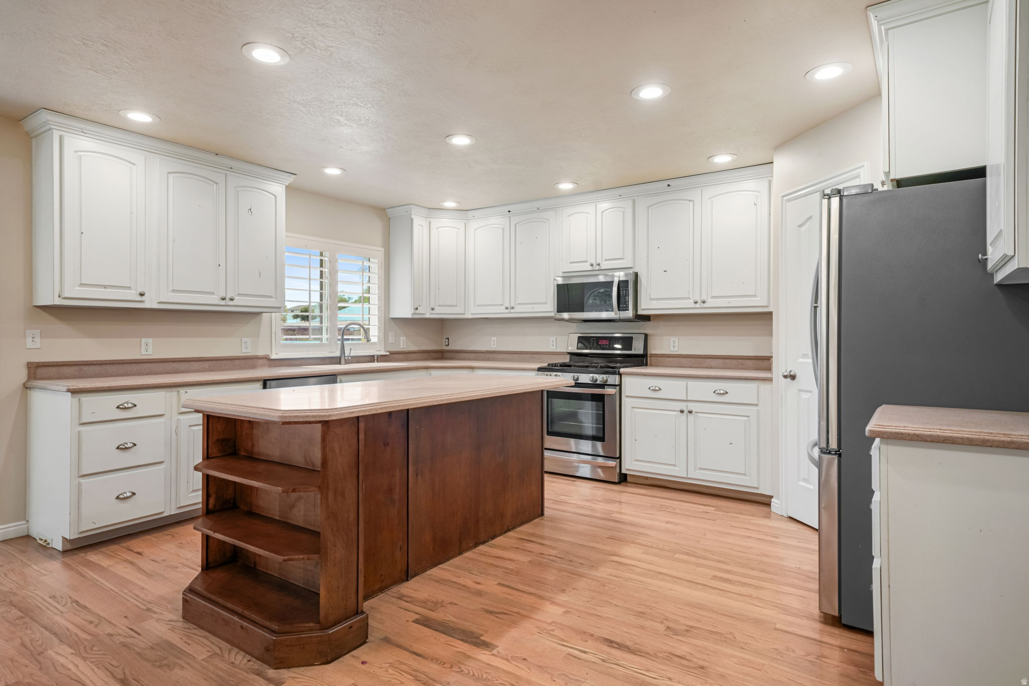 BAKER ESTATES - Residential