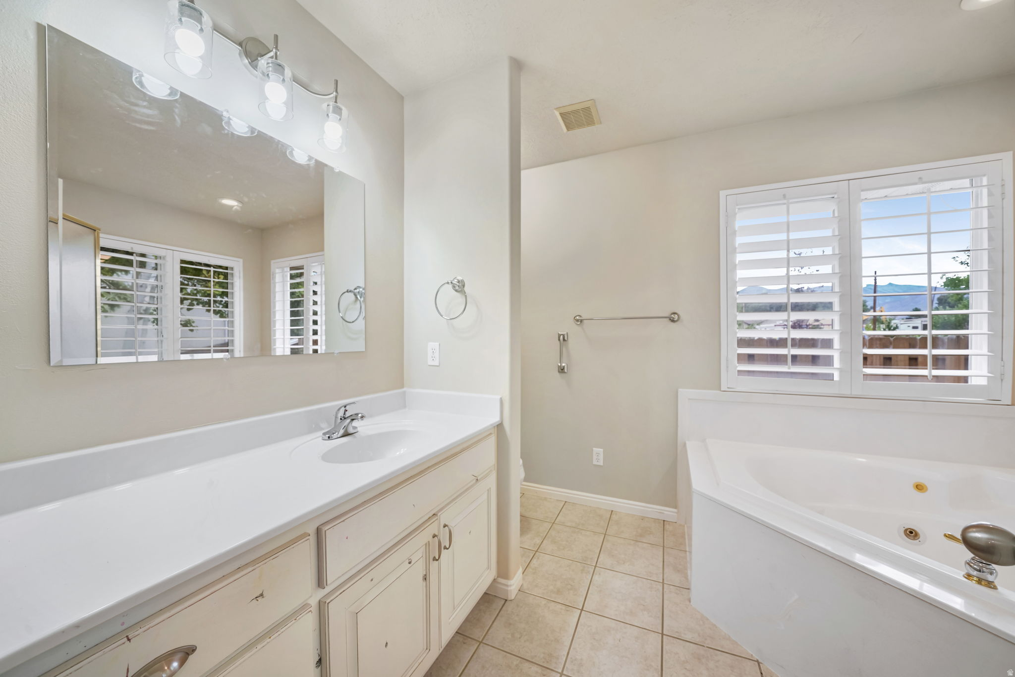 BAKER ESTATES - Residential