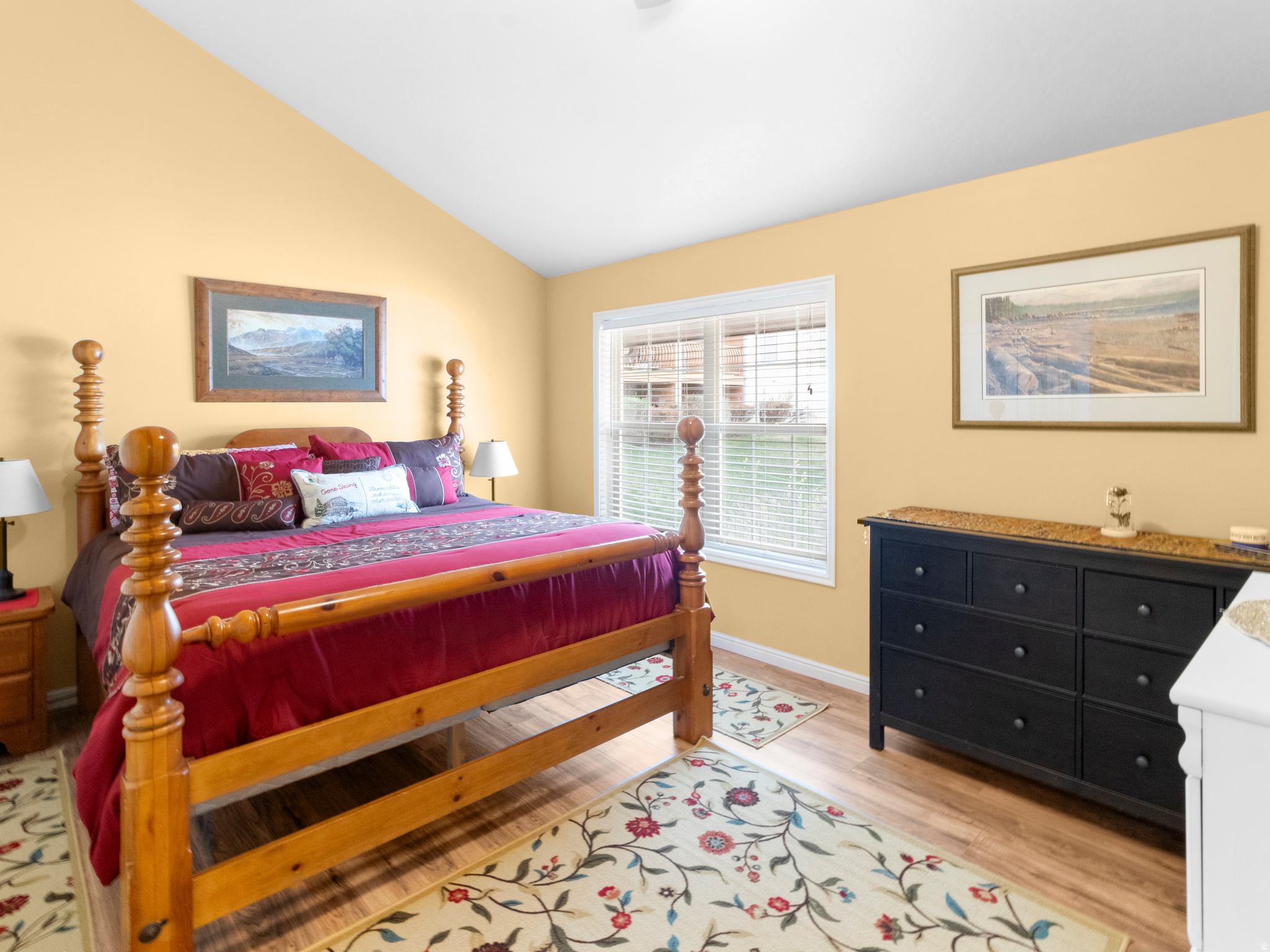 SWISS OAKS CONDOMINIUMS - Residential