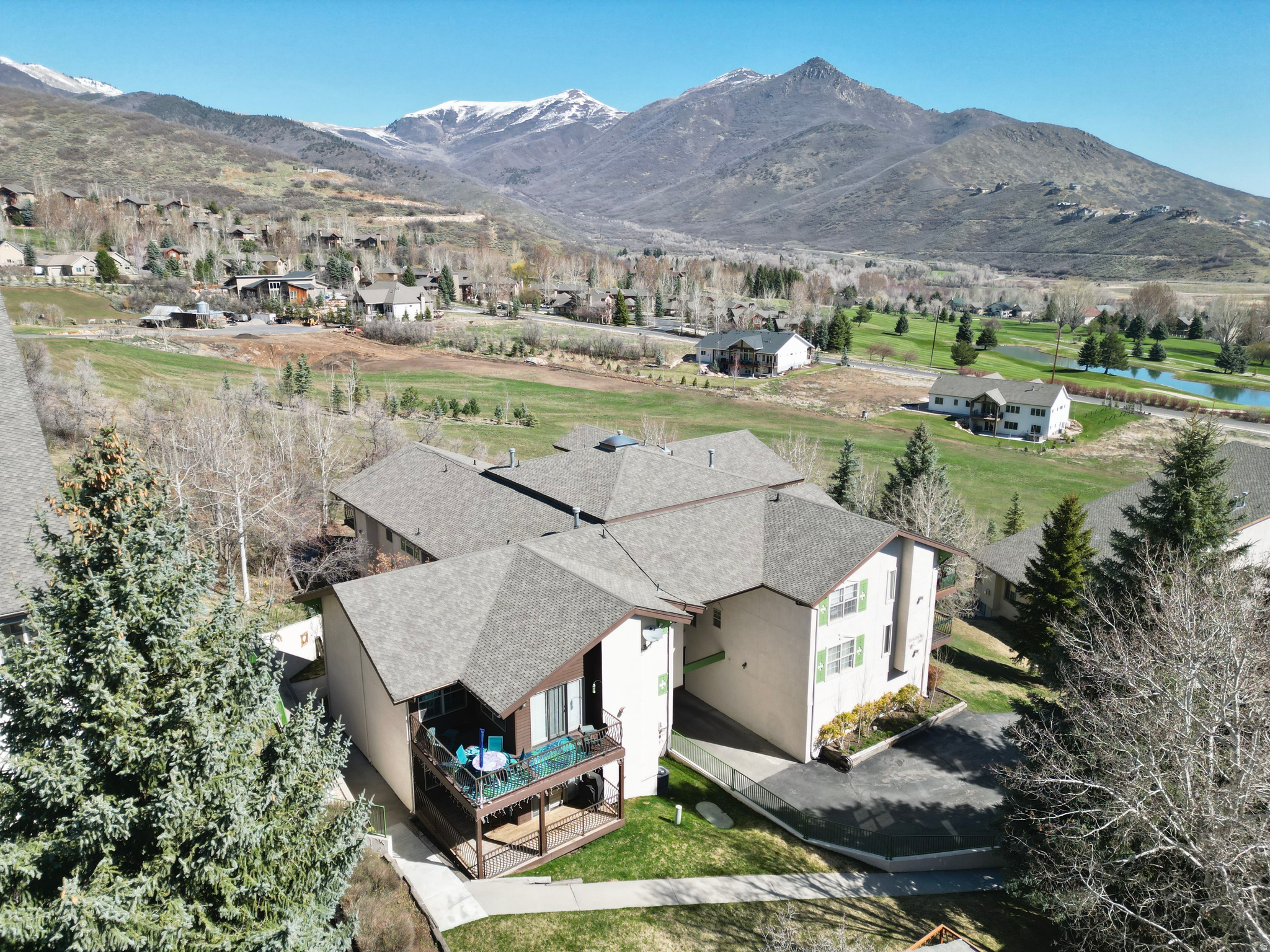 SWISS OAKS CONDOMINIUMS - Residential