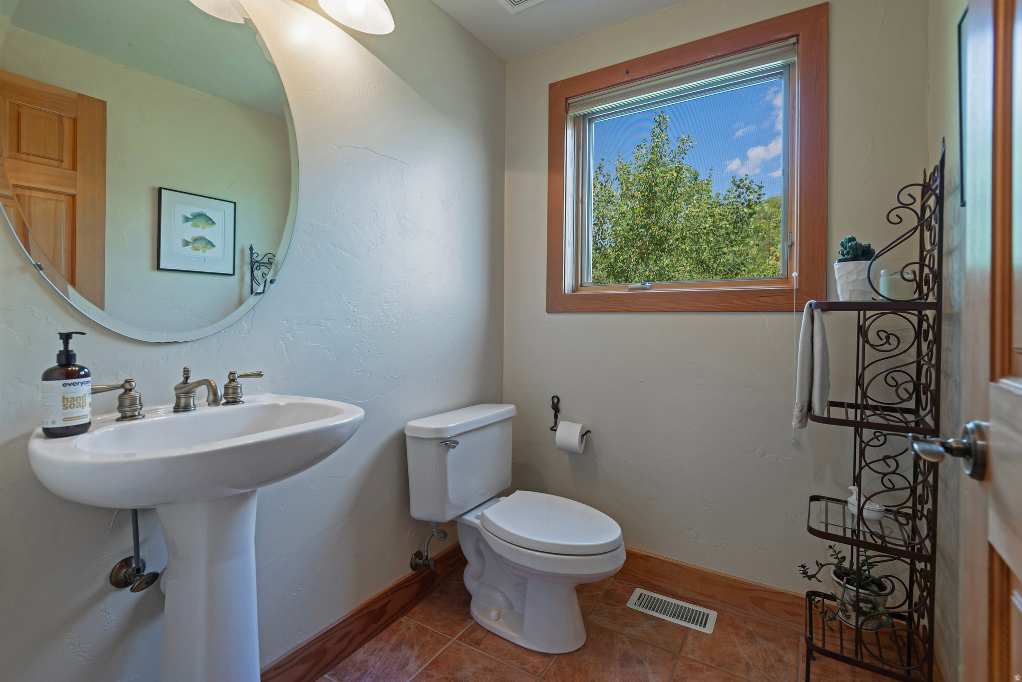 EMIGRATION OAKS - Residential
