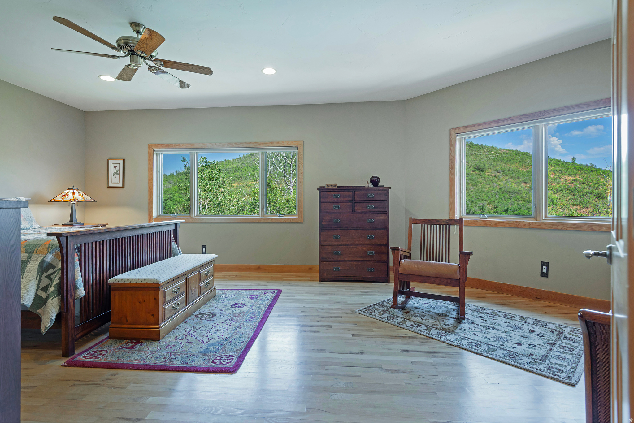 EMIGRATION OAKS - Residential