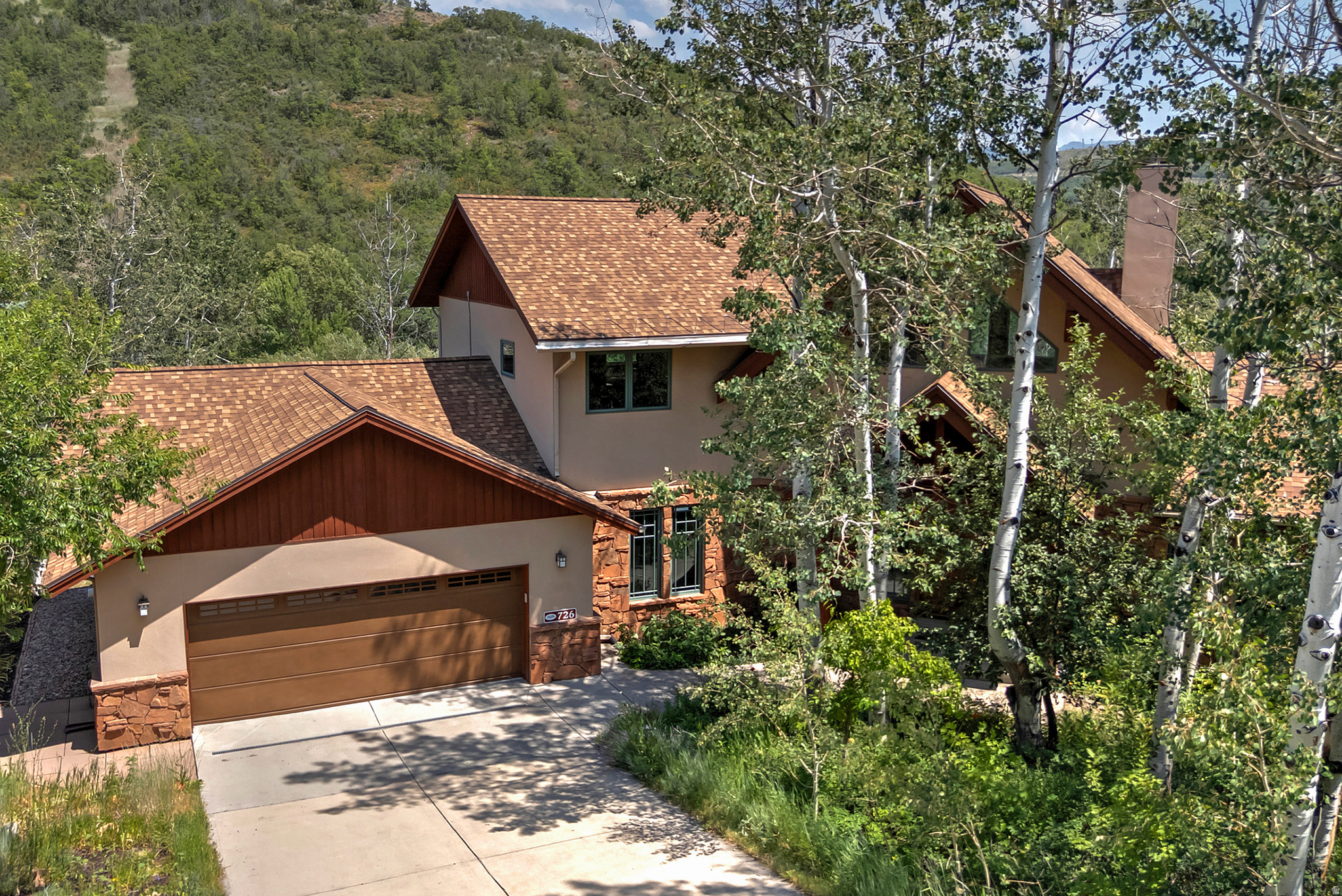 EMIGRATION OAKS - Residential