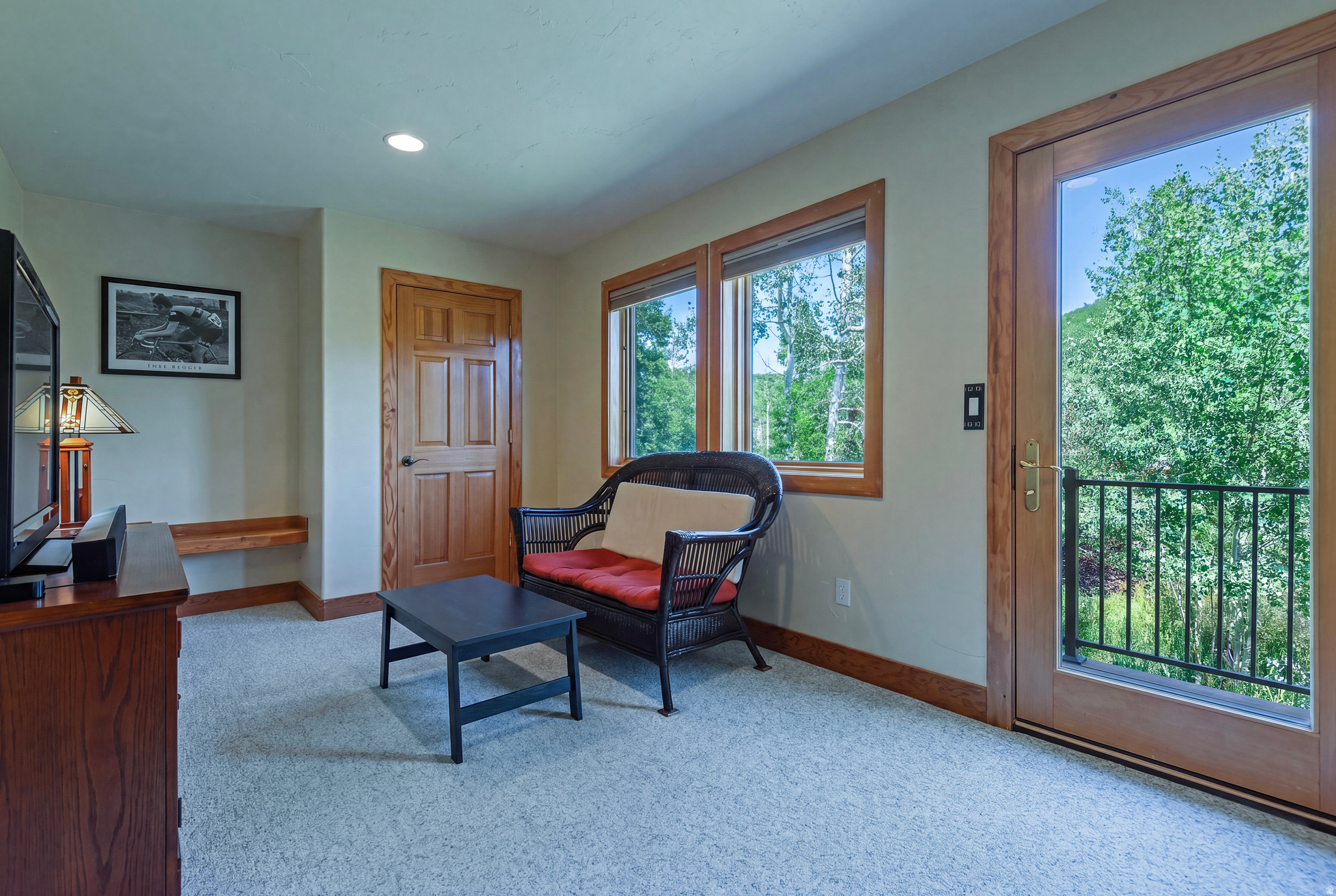 EMIGRATION OAKS - Residential